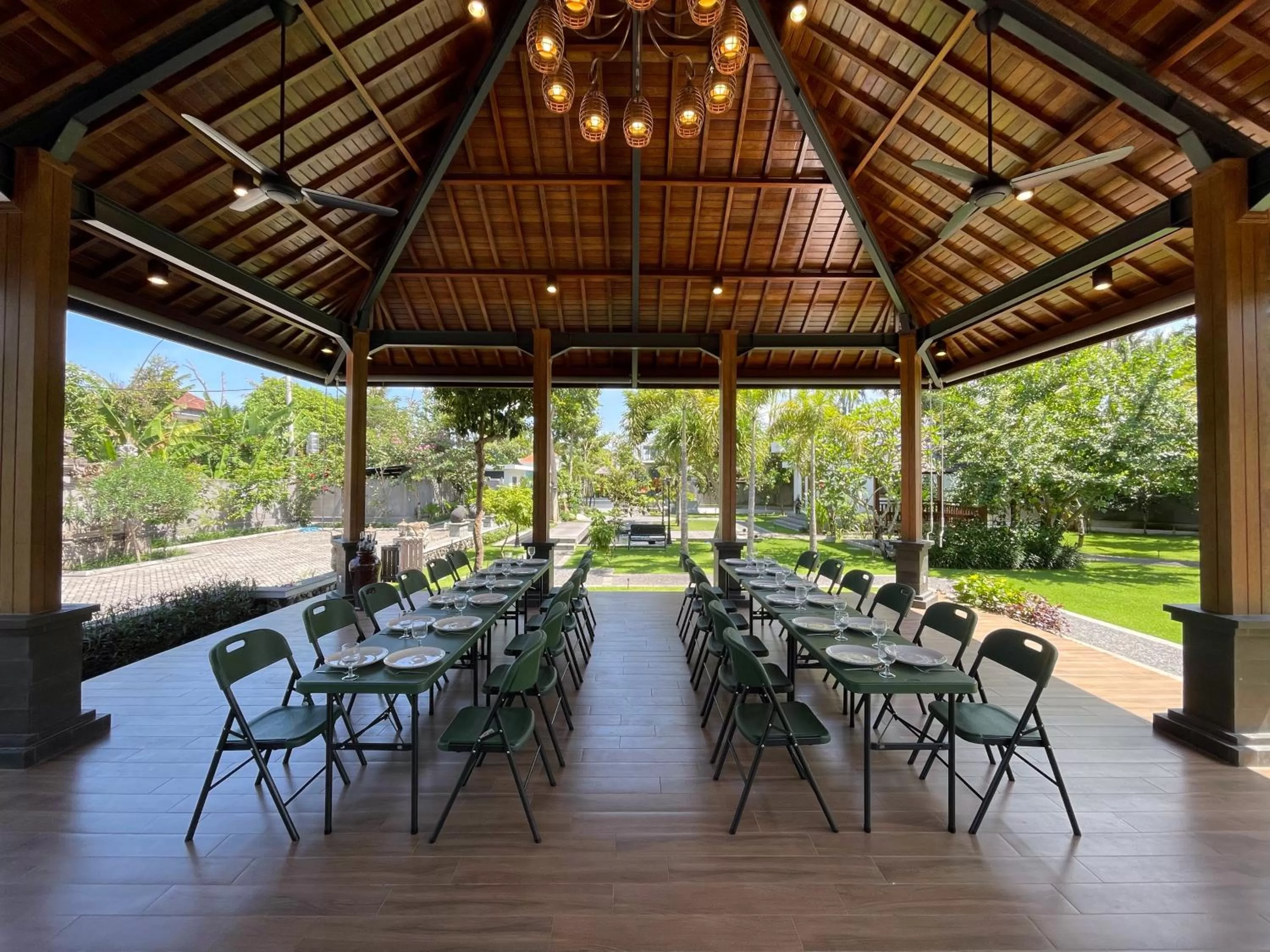 Business facilities, Restaurant/Places to Eat in The Valerian Villa Ubud