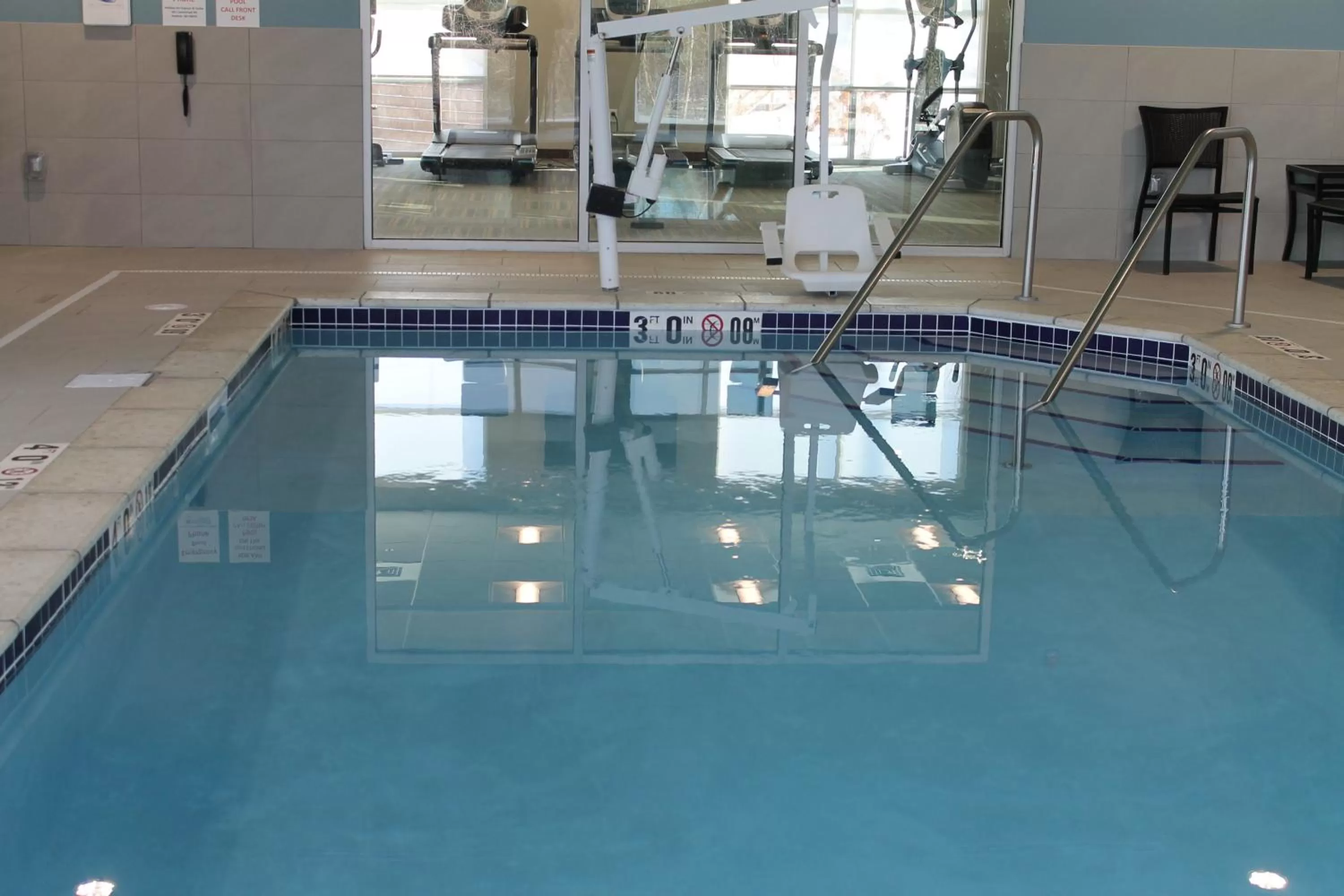 Swimming pool in Holiday Inn Express & Suites - Hudson I-94 by IHG