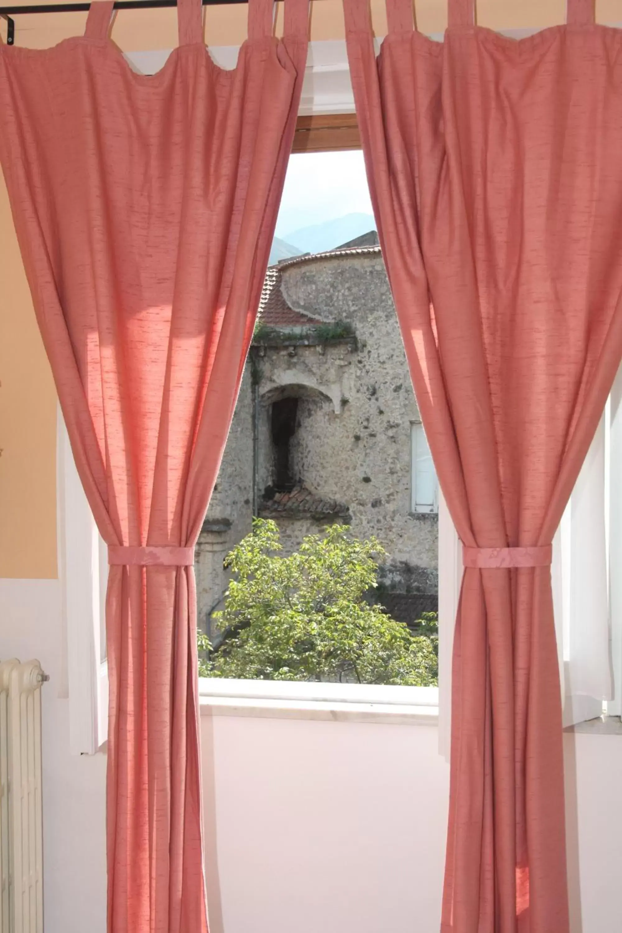 Triple Room with Castle View in Hotel La Congiura dei Baroni Triple Room with Castle View in Hotel La Congiura dei Baroni