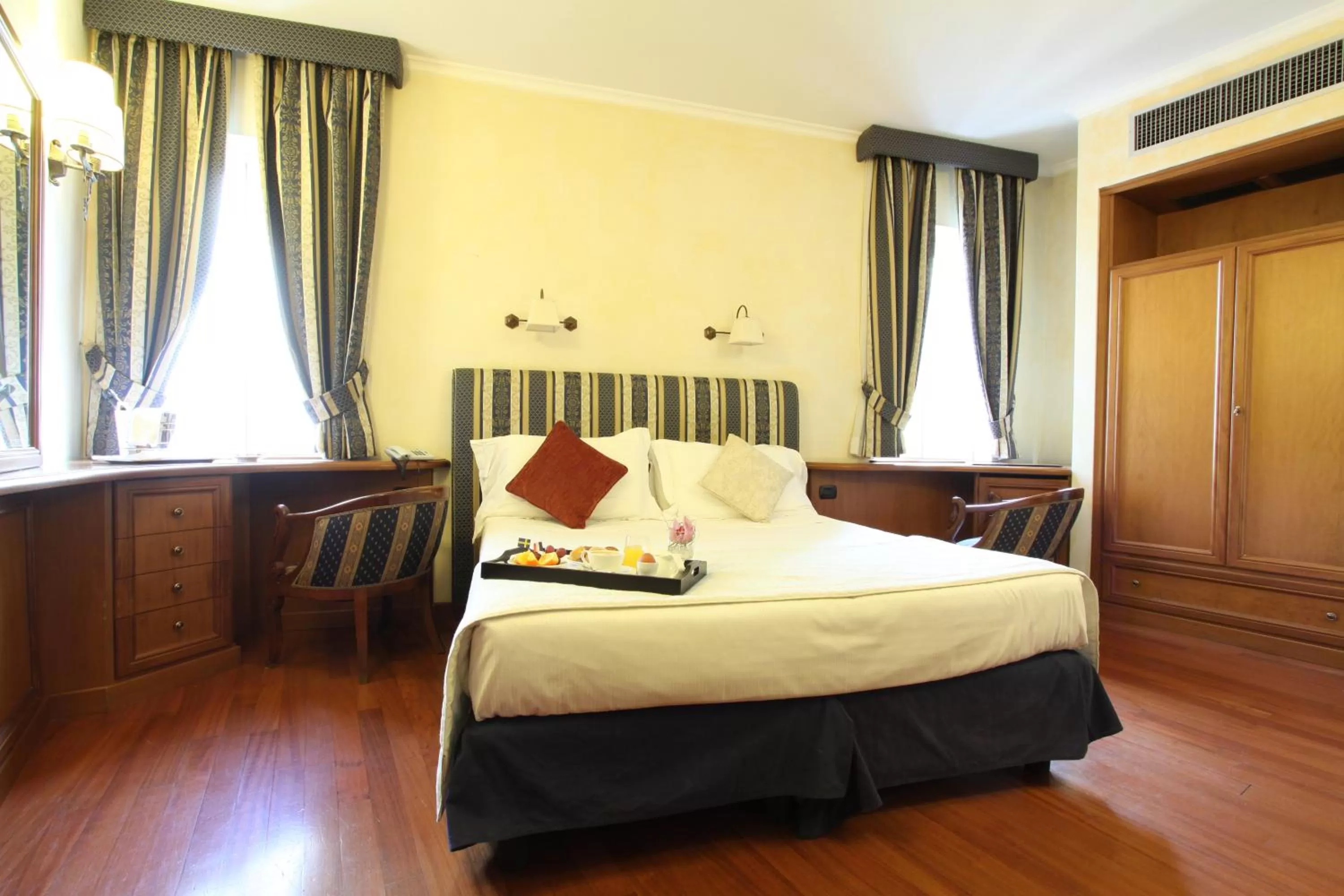 Day in Hotel La Fenice