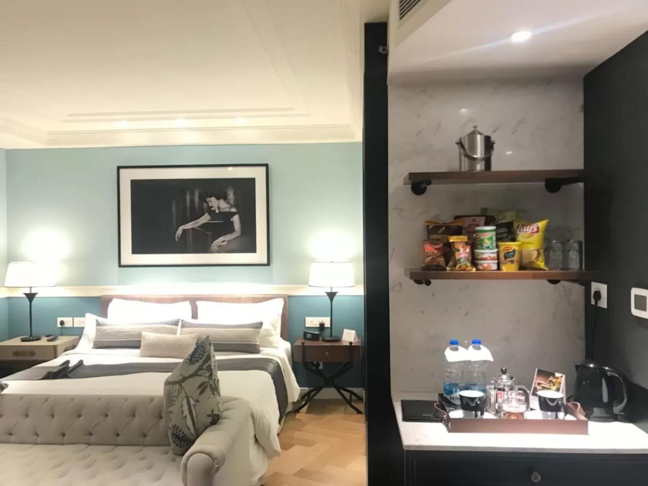 Coffee/tea facilities, Bed in Radisson Hotel Shimla