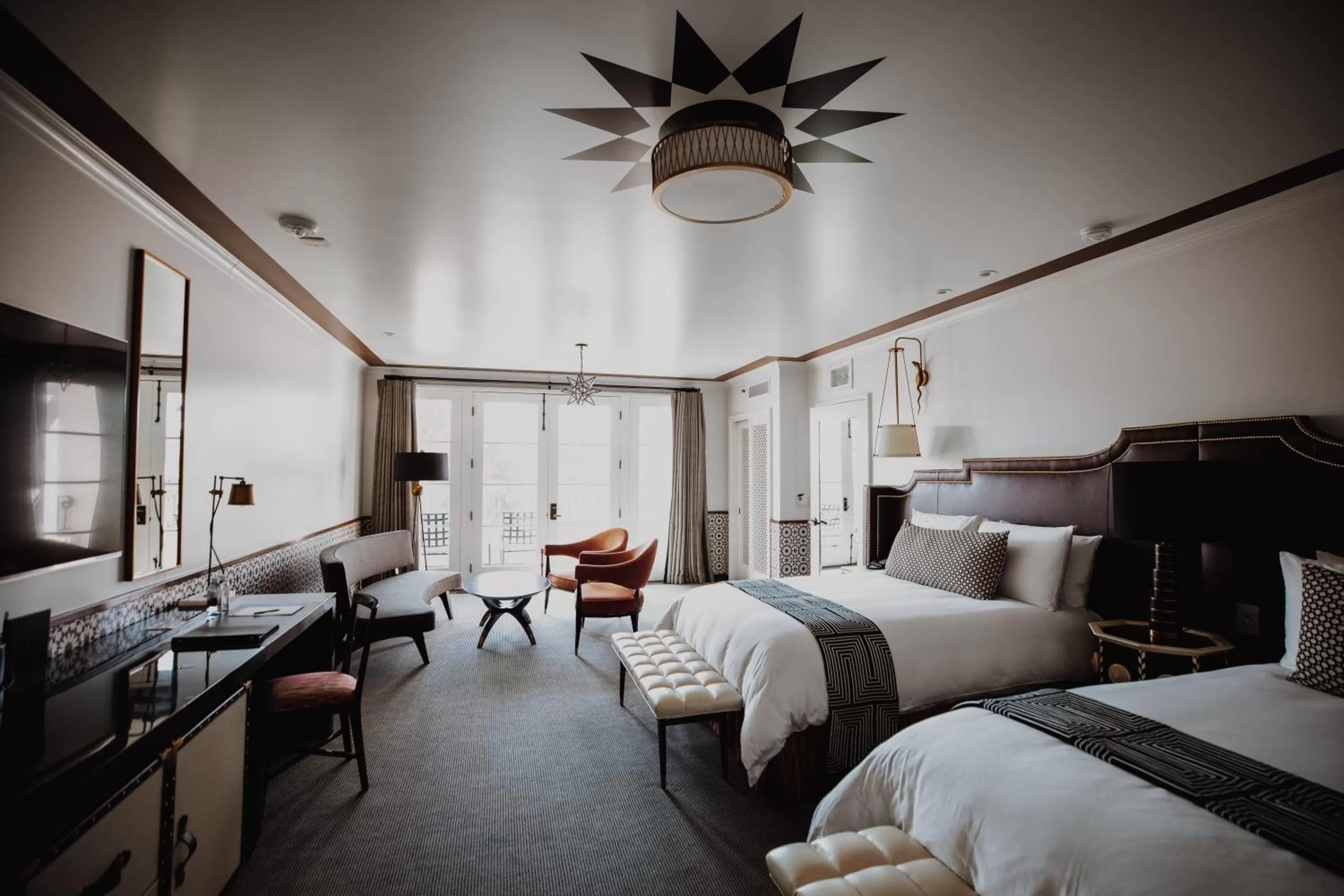 Photo of the whole room, Bed in Hotel Californian