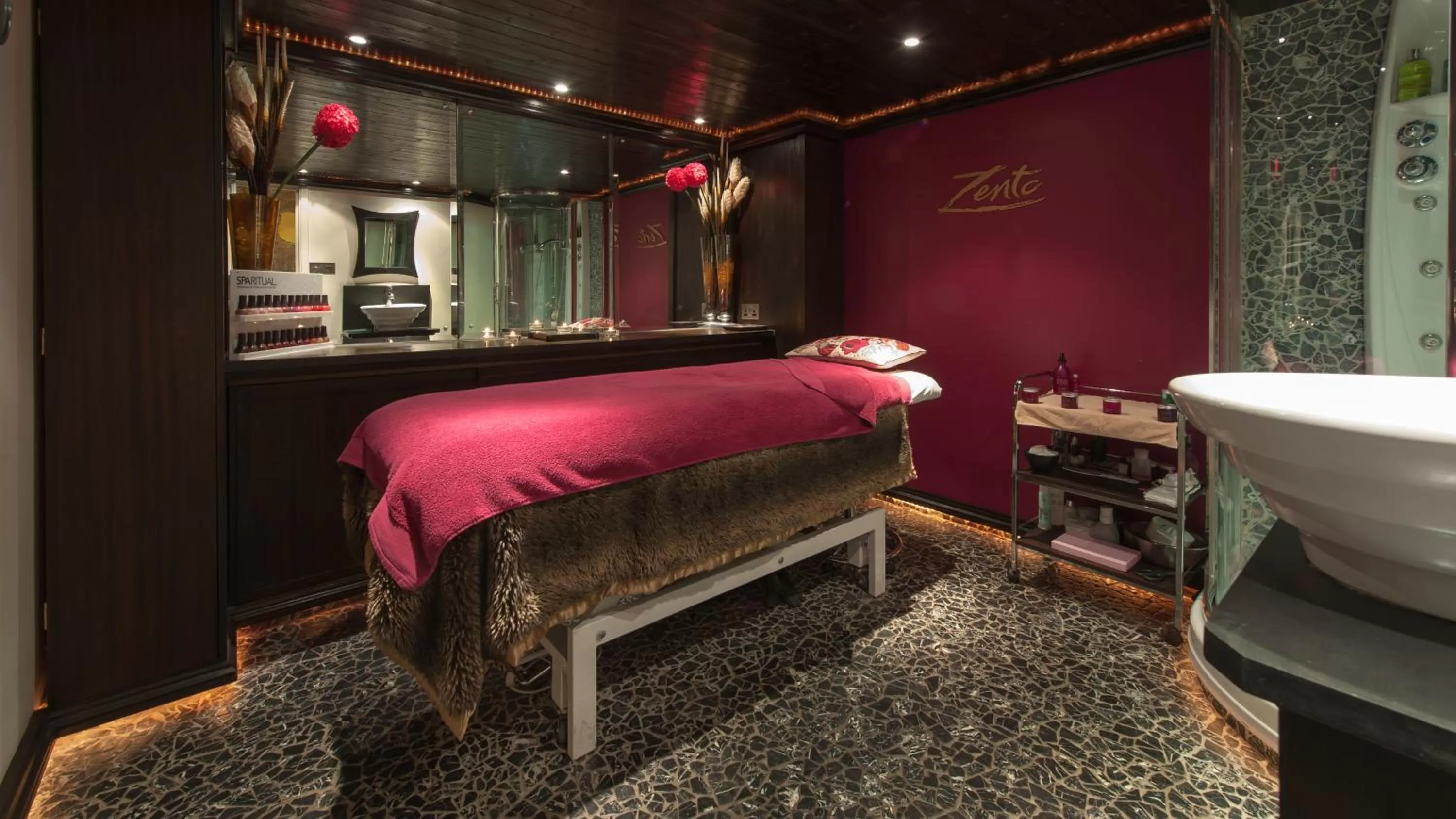 Spa and wellness centre/facilities, Bed in Boscundle Manor