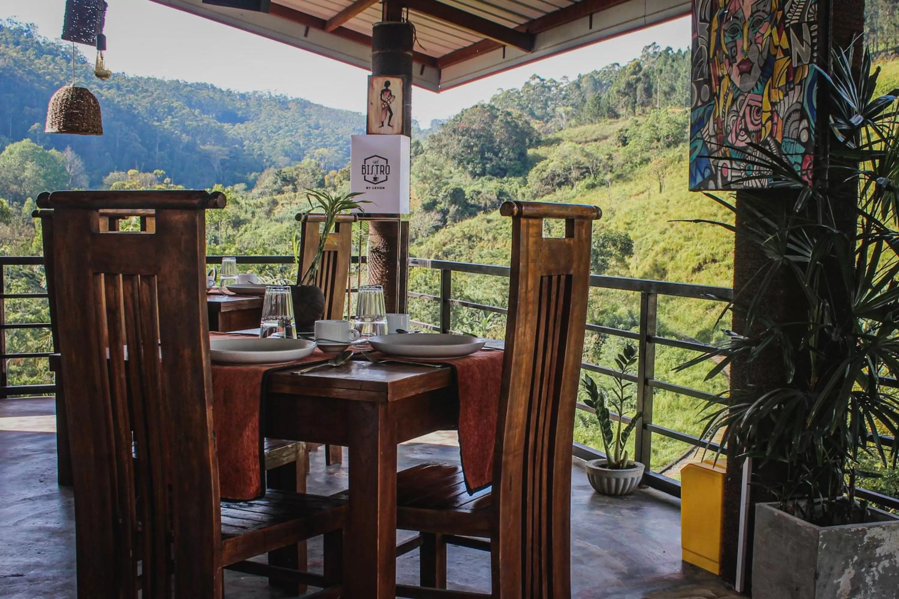 Day, Restaurant/Places to Eat in Levon Boutique Hotel