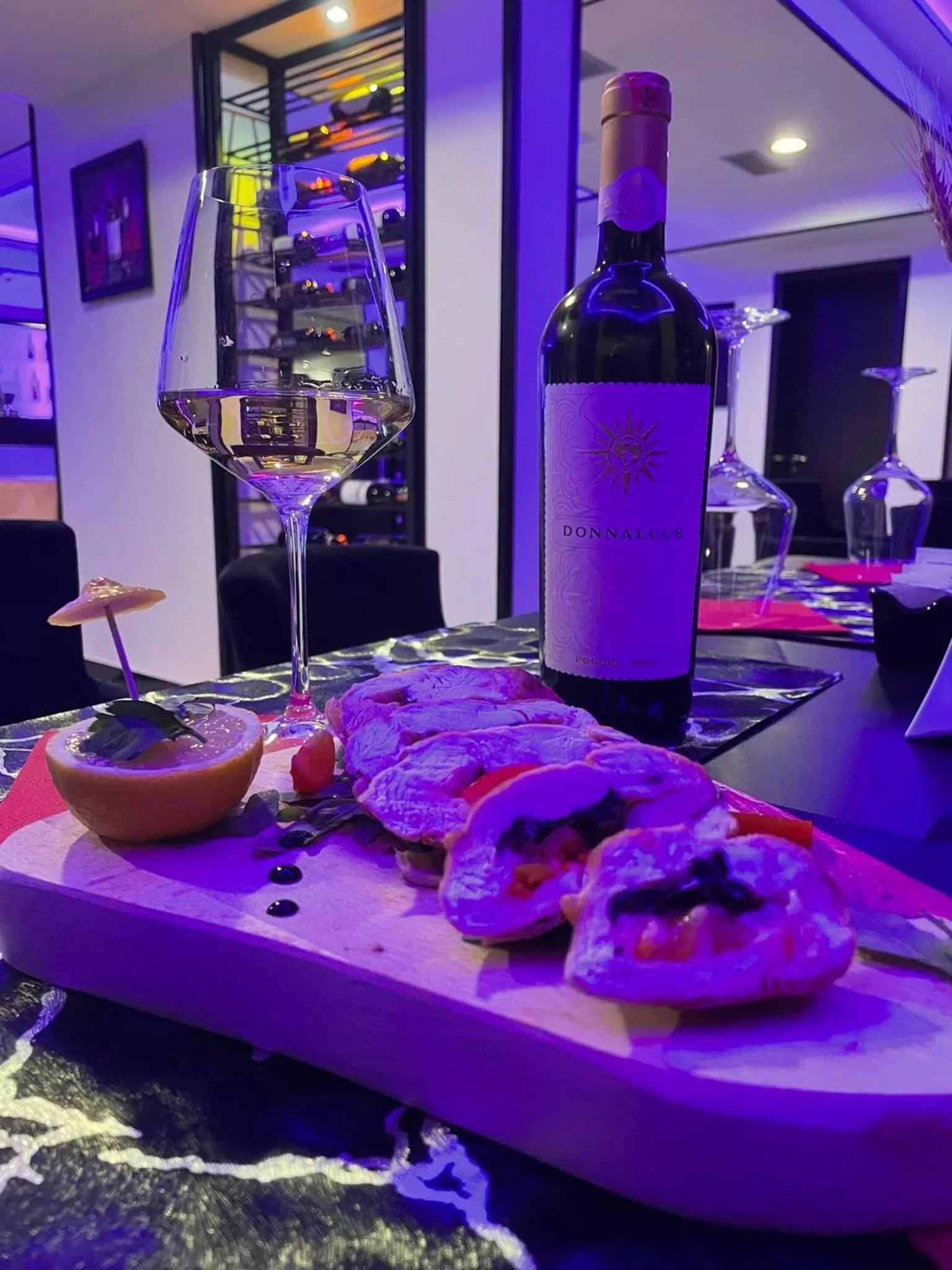 Restaurant/places to eat in Garden Boutique Hotel