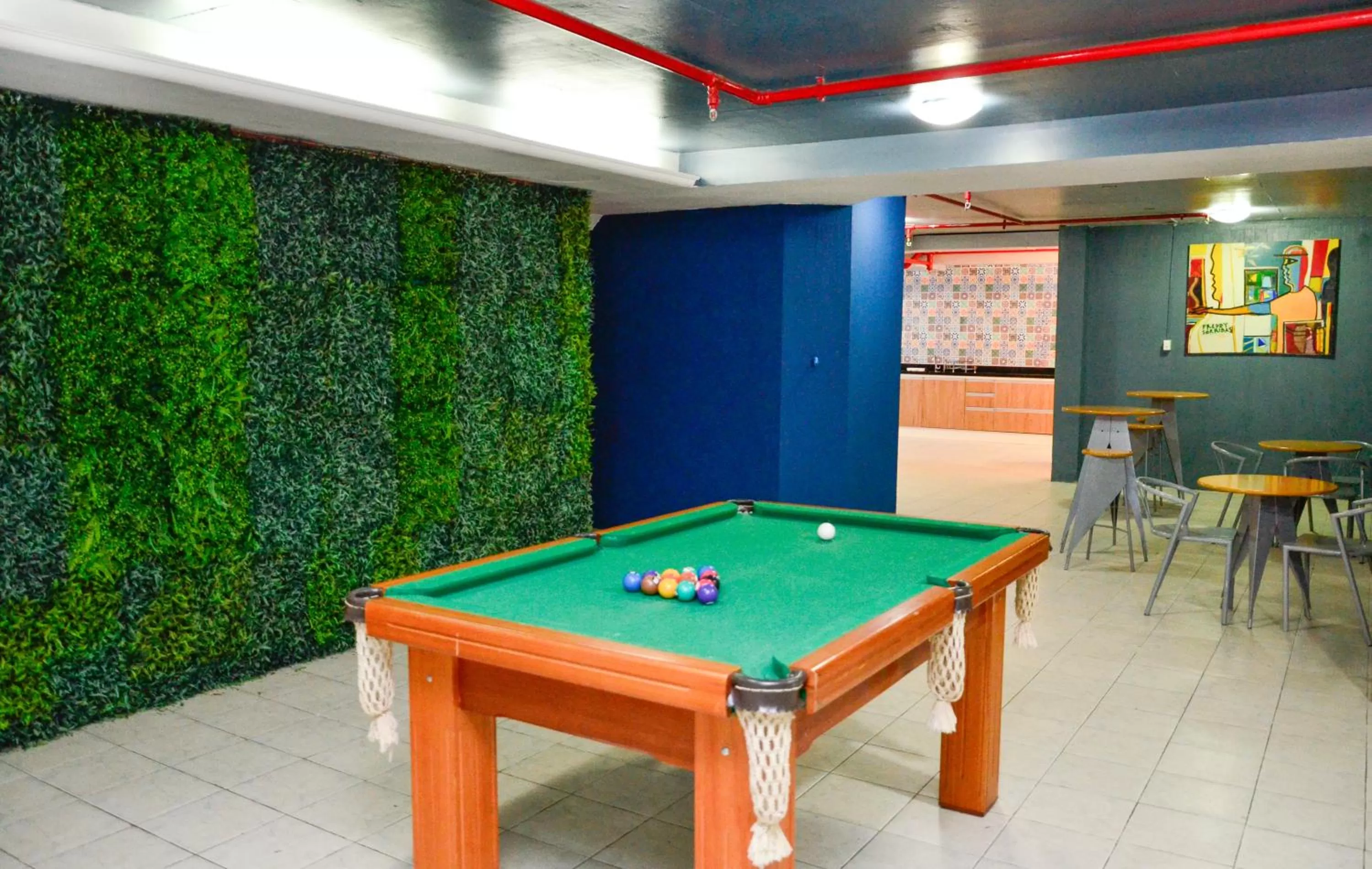 Billiard in Embaixador Hotel & Centro de Eventos by Fast10