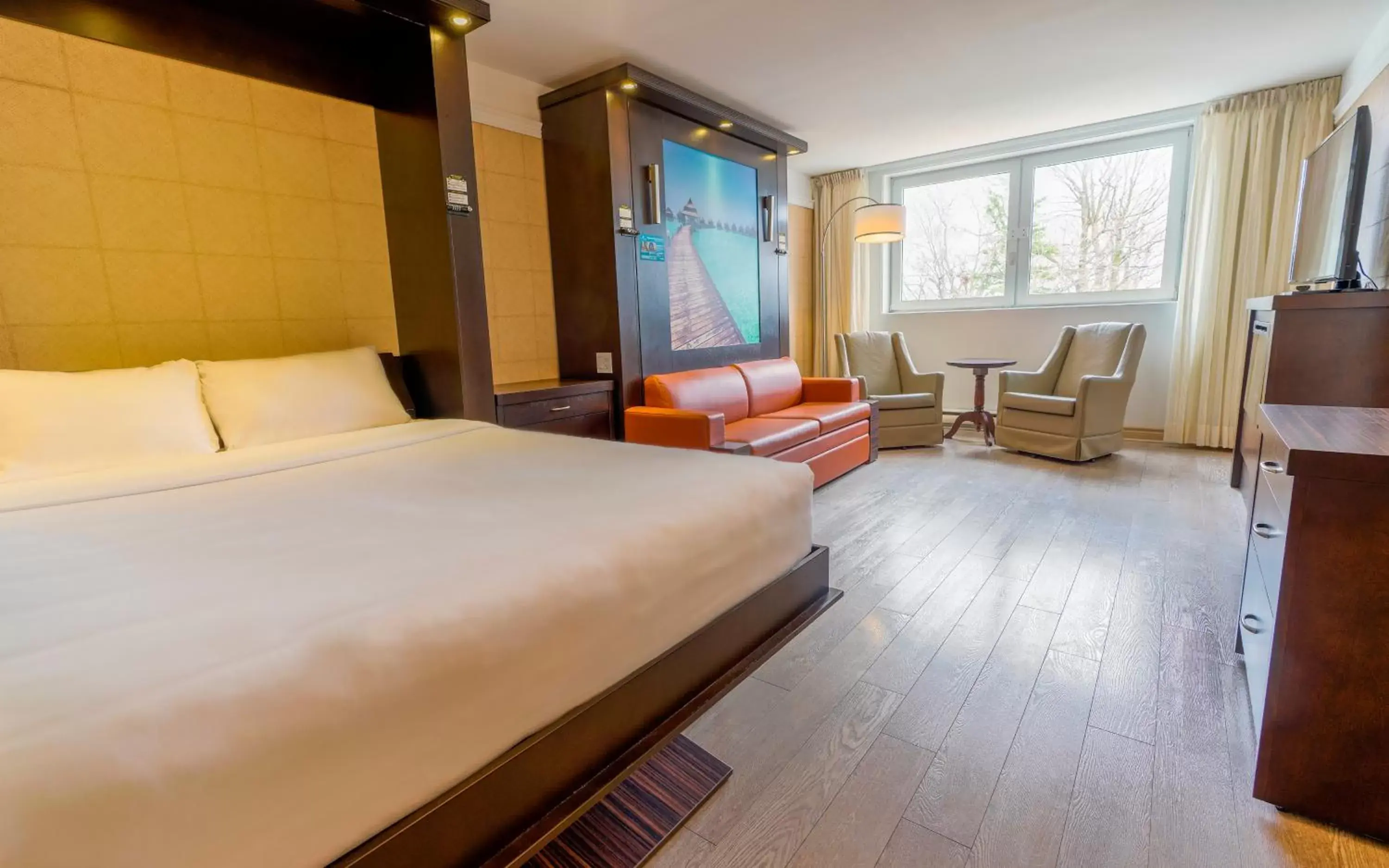 Superior Suite in L'Hôtel Québec par JARO Superior Suite in L'Hôtel Québec par JARO