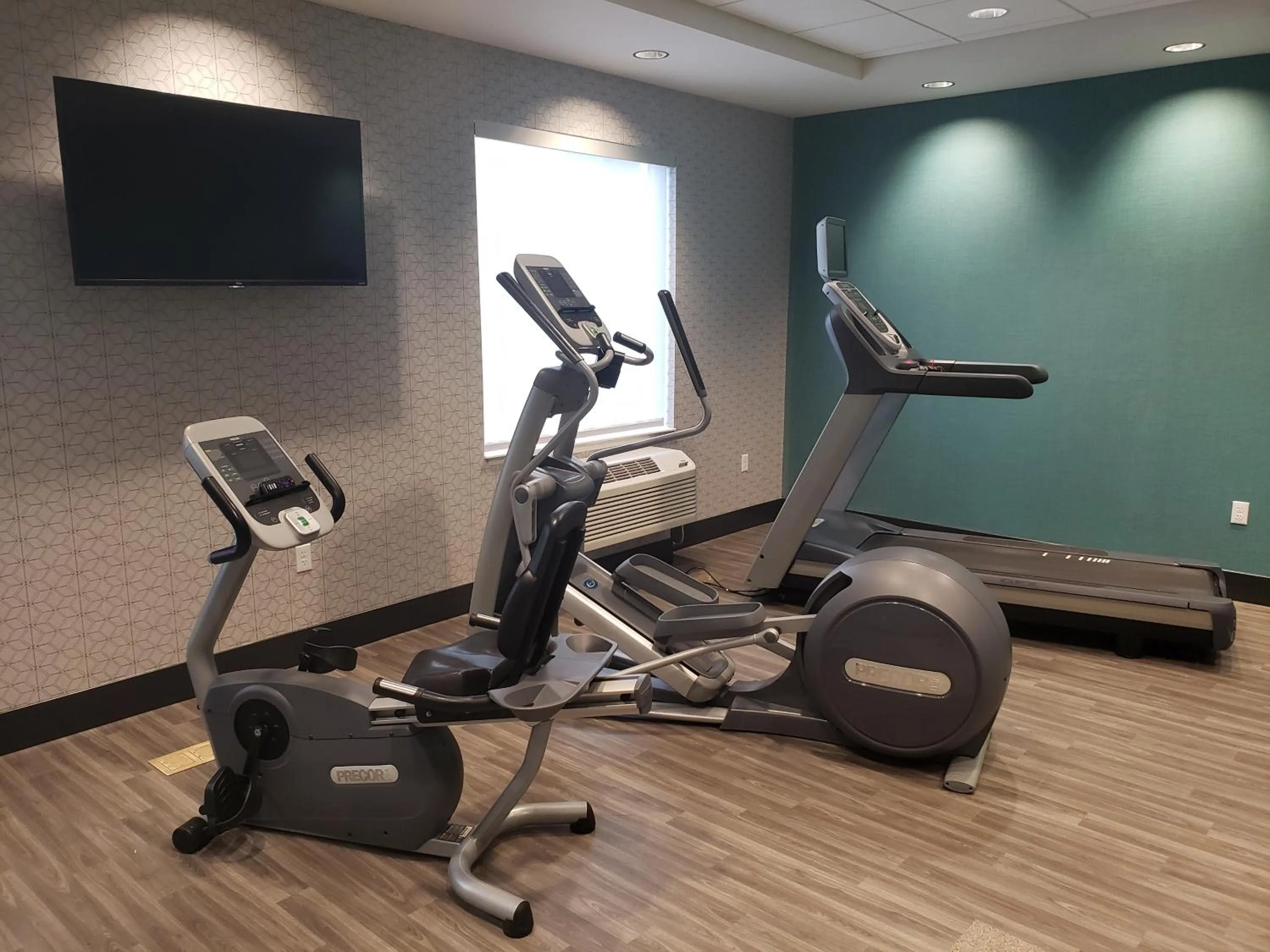 Fitness centre/facilities in Simple Suites Boise Airport