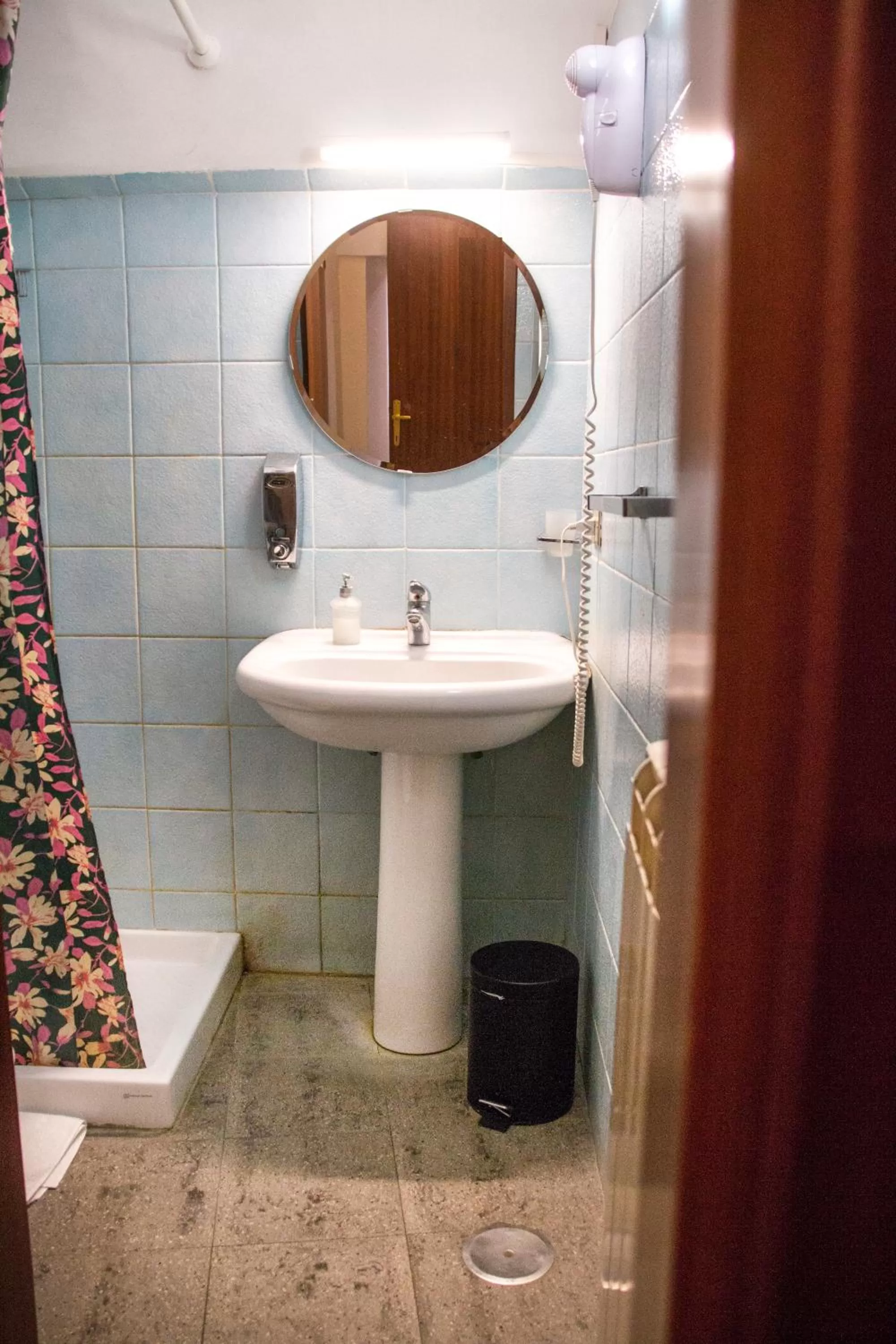 Bathroom in B&B Carbonara Napoli