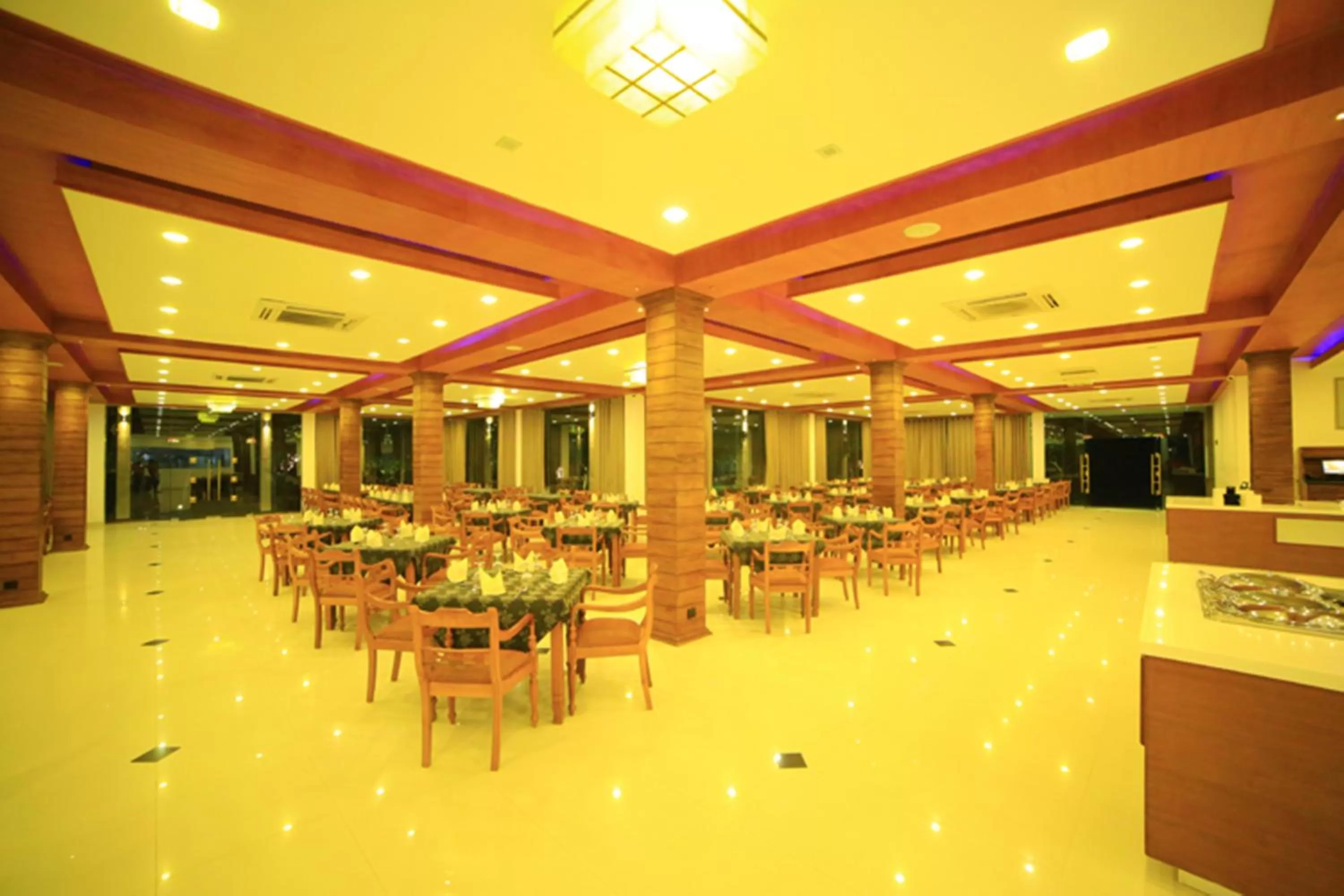 Restaurant/places to eat in Ruins Chaaya Hotel