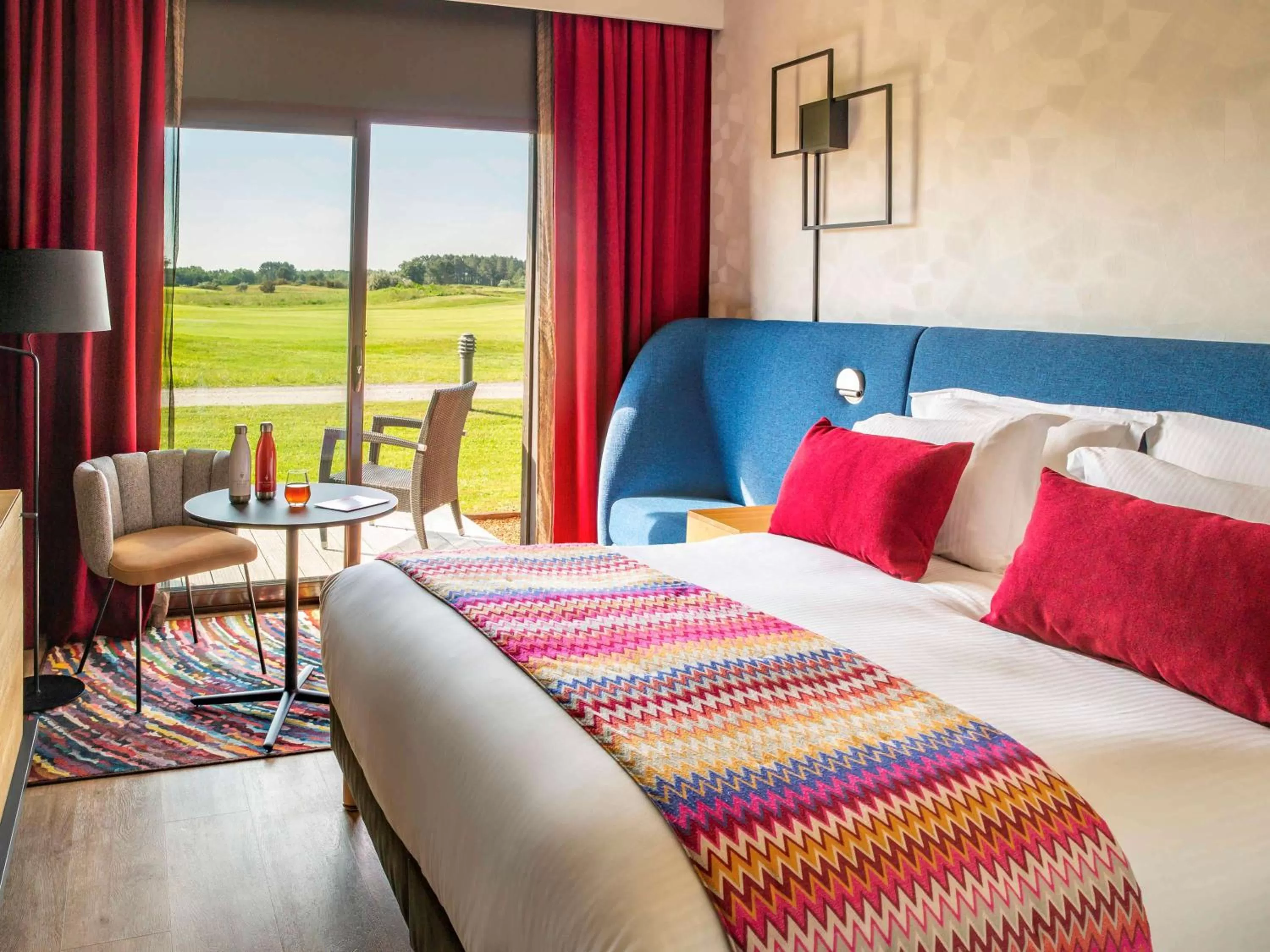 Deluxe King Room with Terrace and View - Ground Floor in Golf du Médoc Resort Bordeaux - MGallery