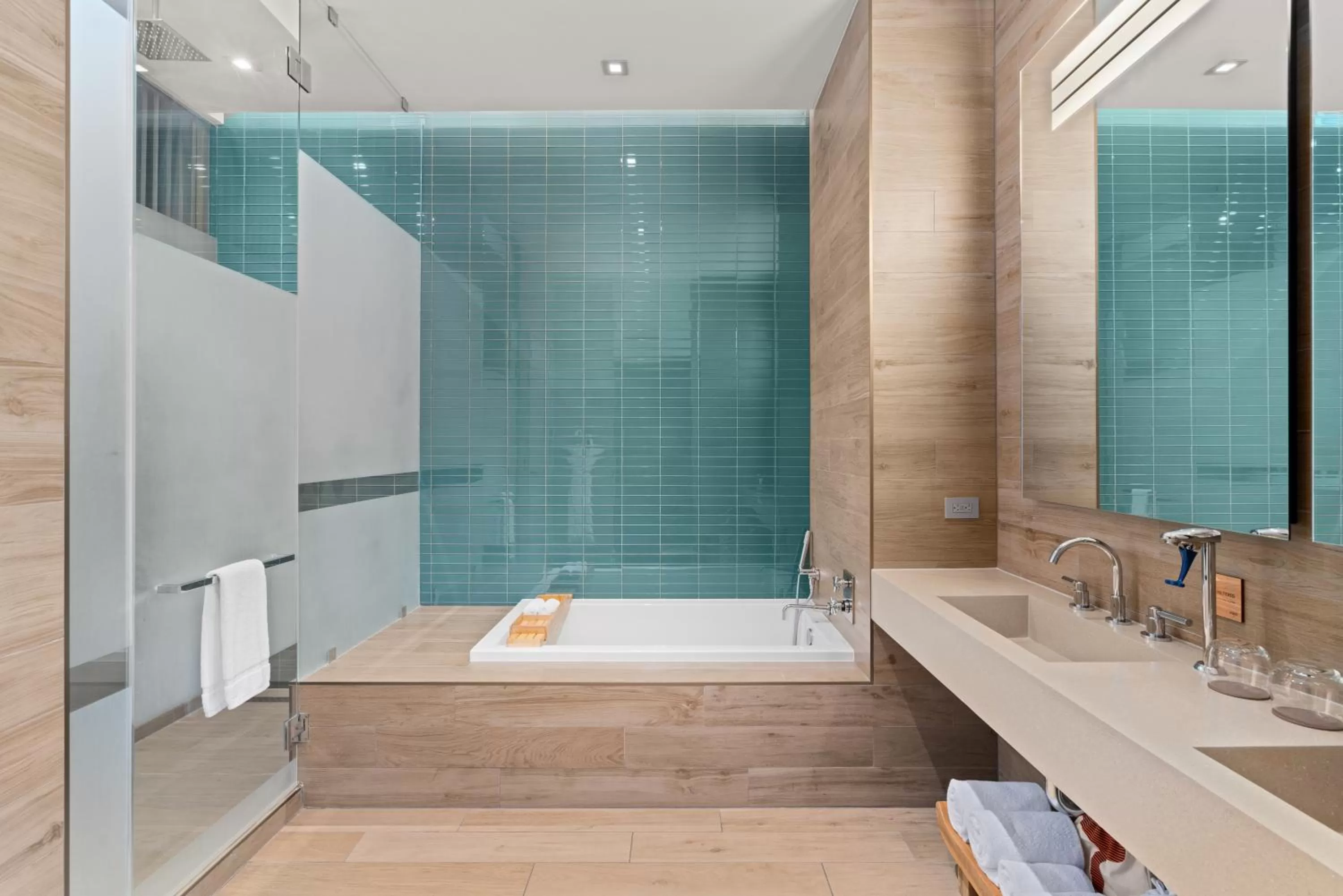 Shower in EAST Miami