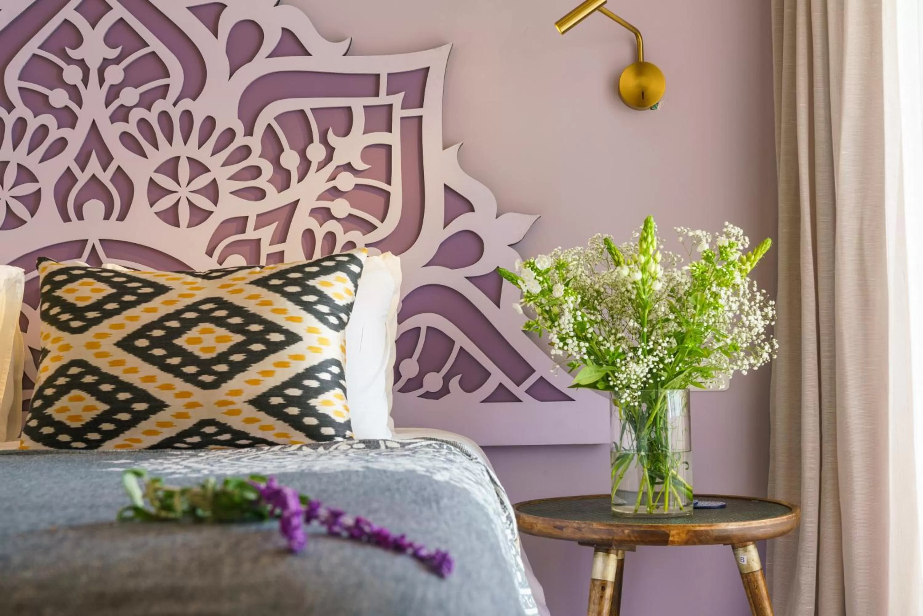 Bed in The Way Inn - Boutique Suites