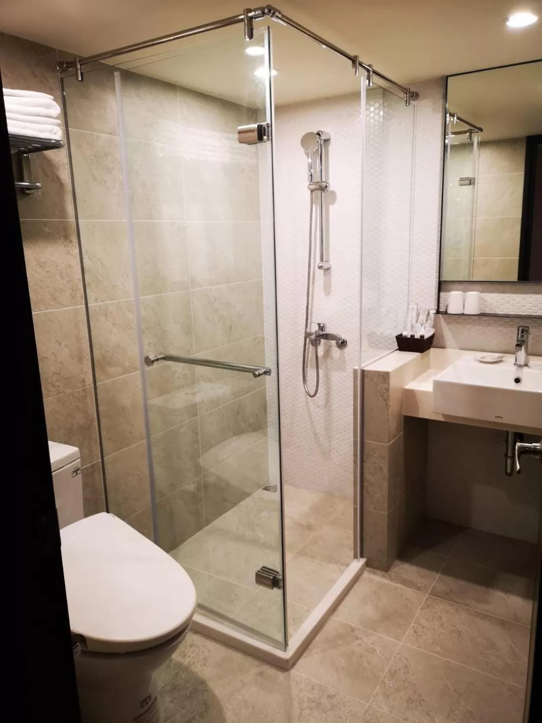 Shower in Delight Hotel