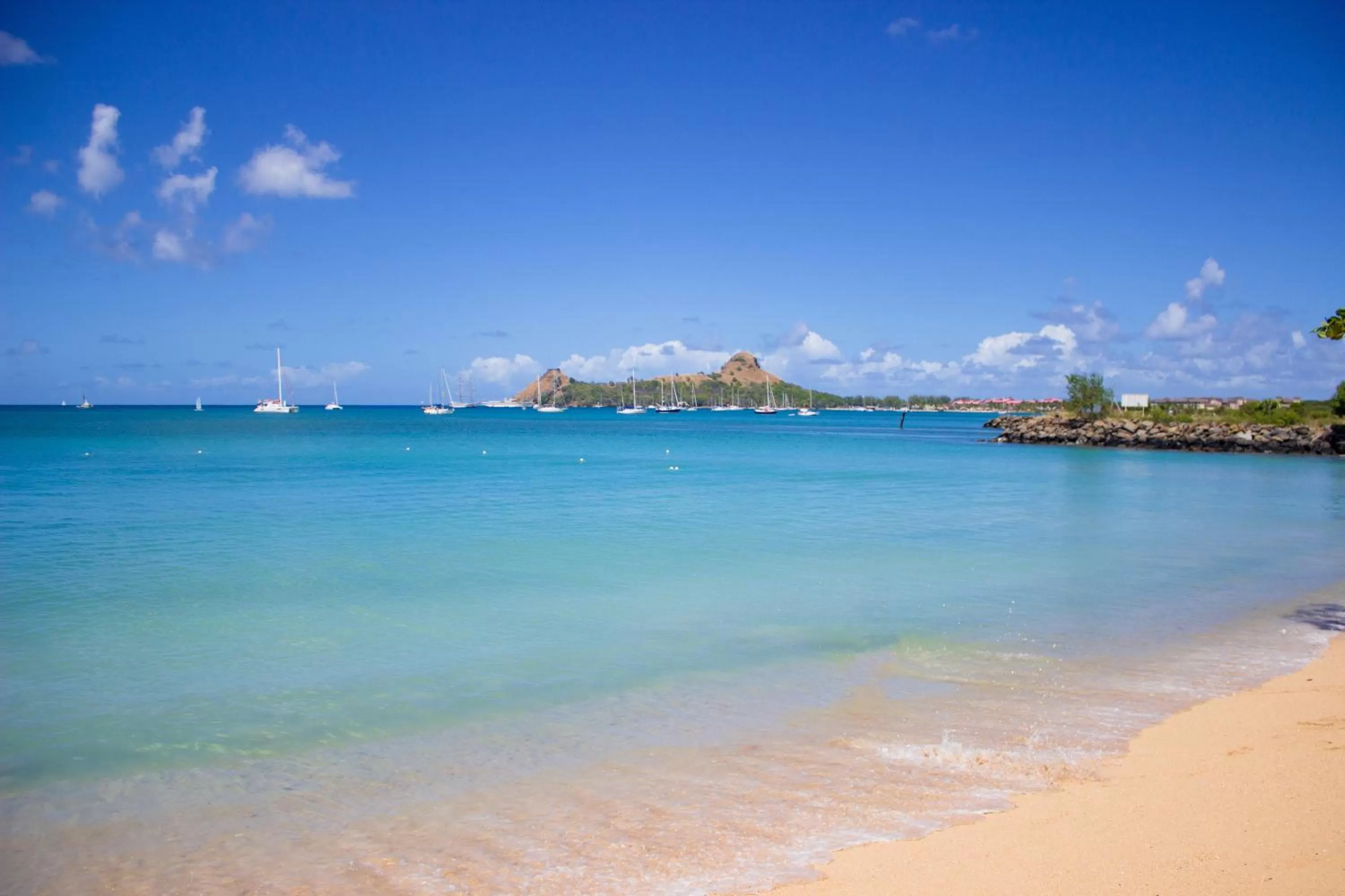 Beach in Bay Gardens Beach Resort & Spa