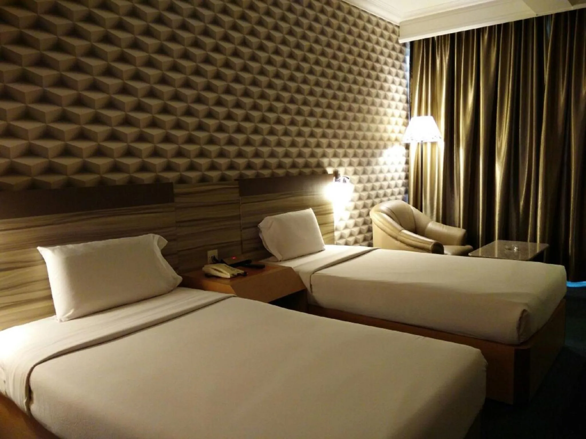 Photo of the whole room, Bed in New York Hotel