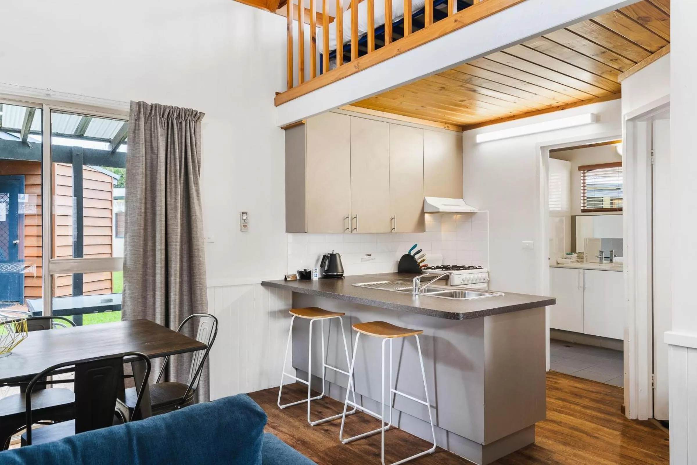 Bay Village Dunsborough