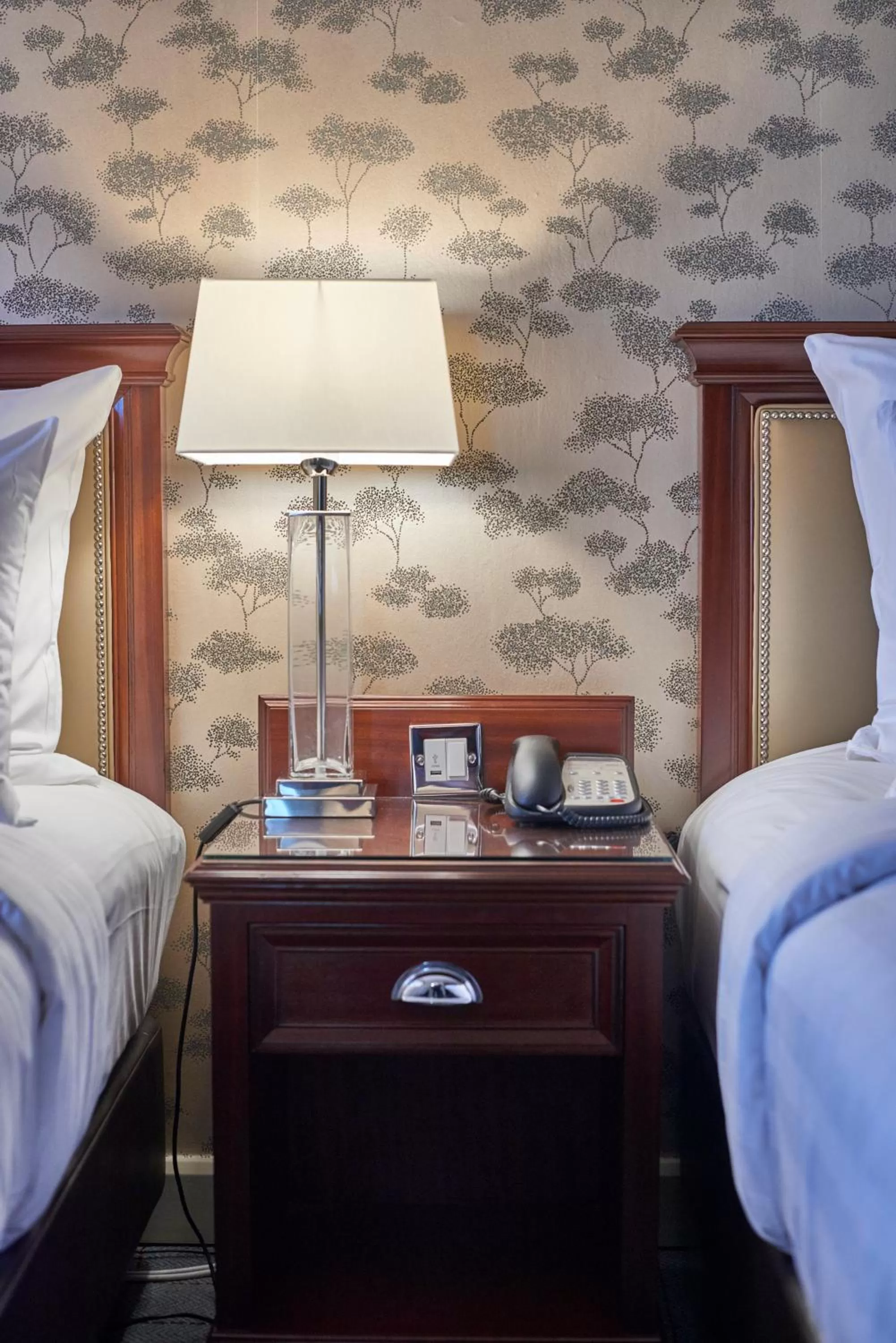 Bed in Dalmahoy Hotel & Country Club