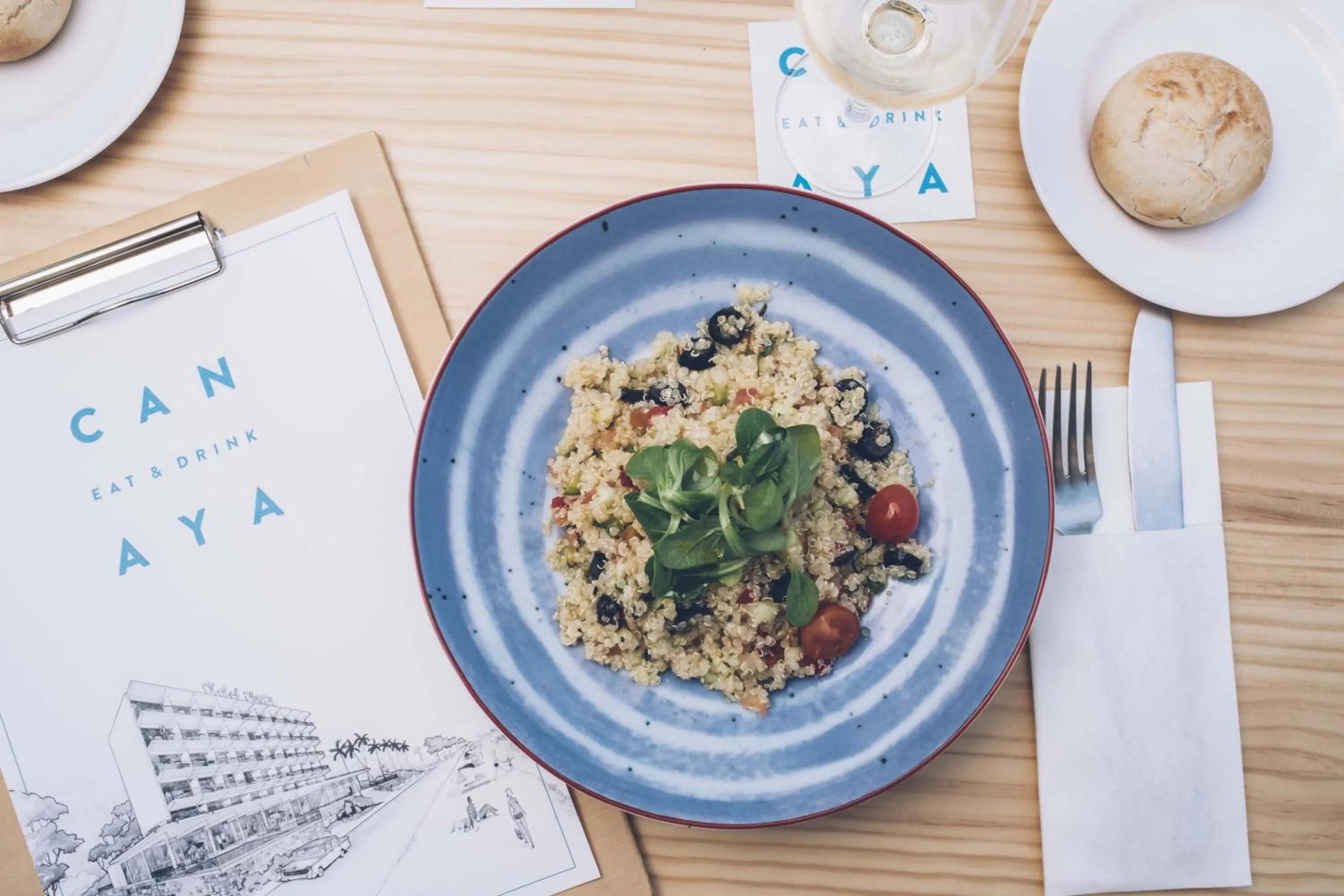 Food and drinks in AYA Seahotel - Adults Only