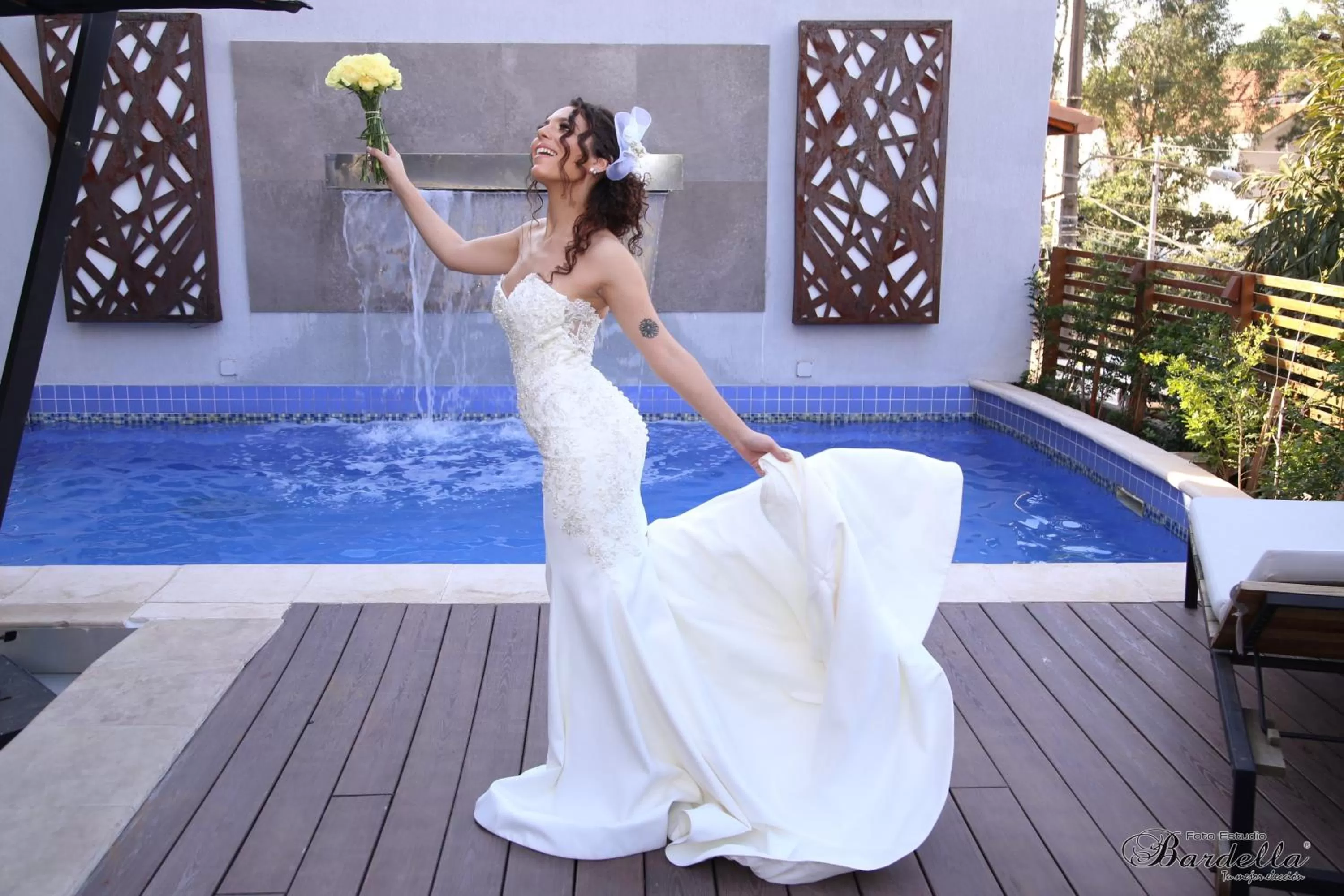 Balcony/Terrace, Swimming Pool in Hotel Le Pelican