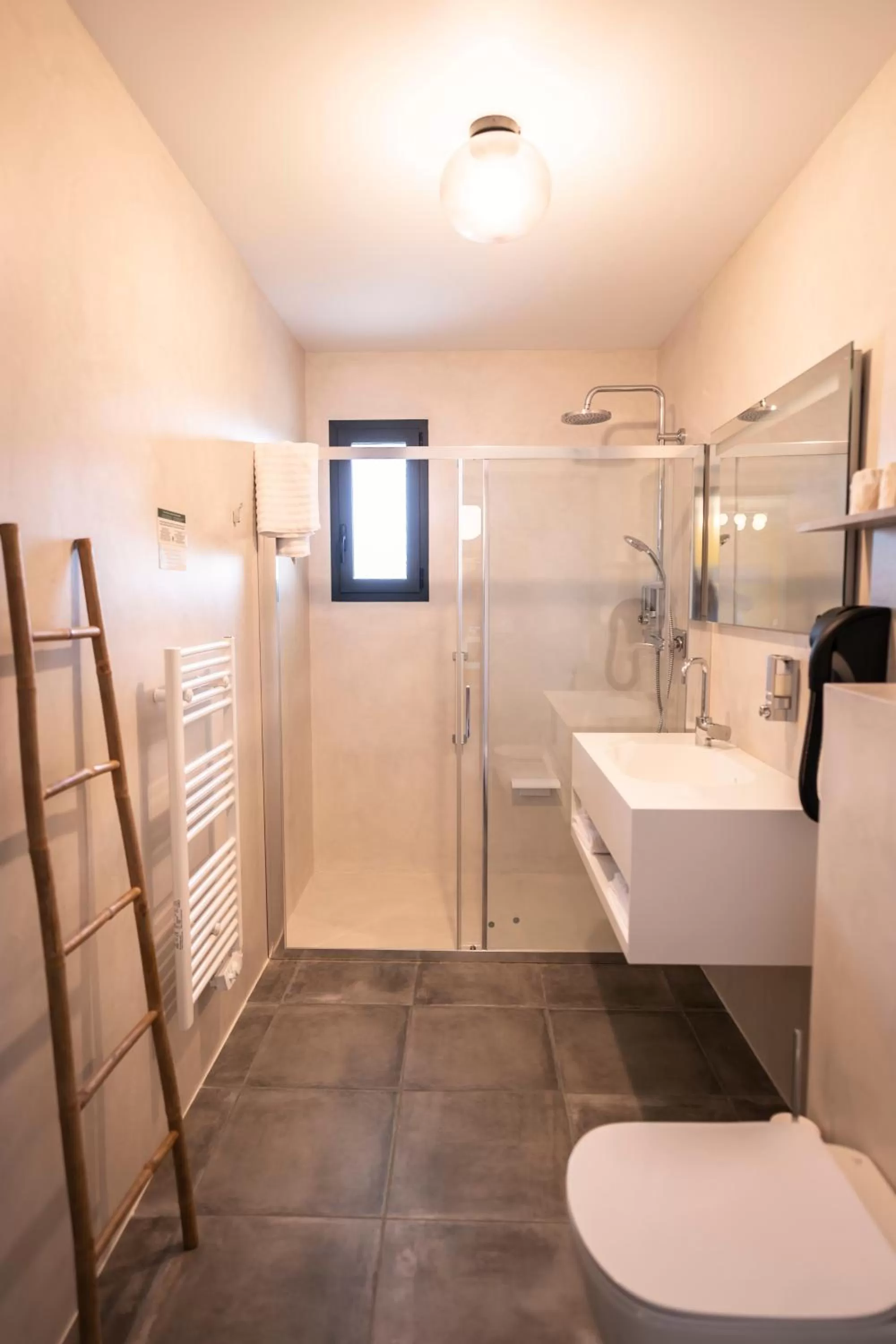 Toilet in hôtel résidence a torra