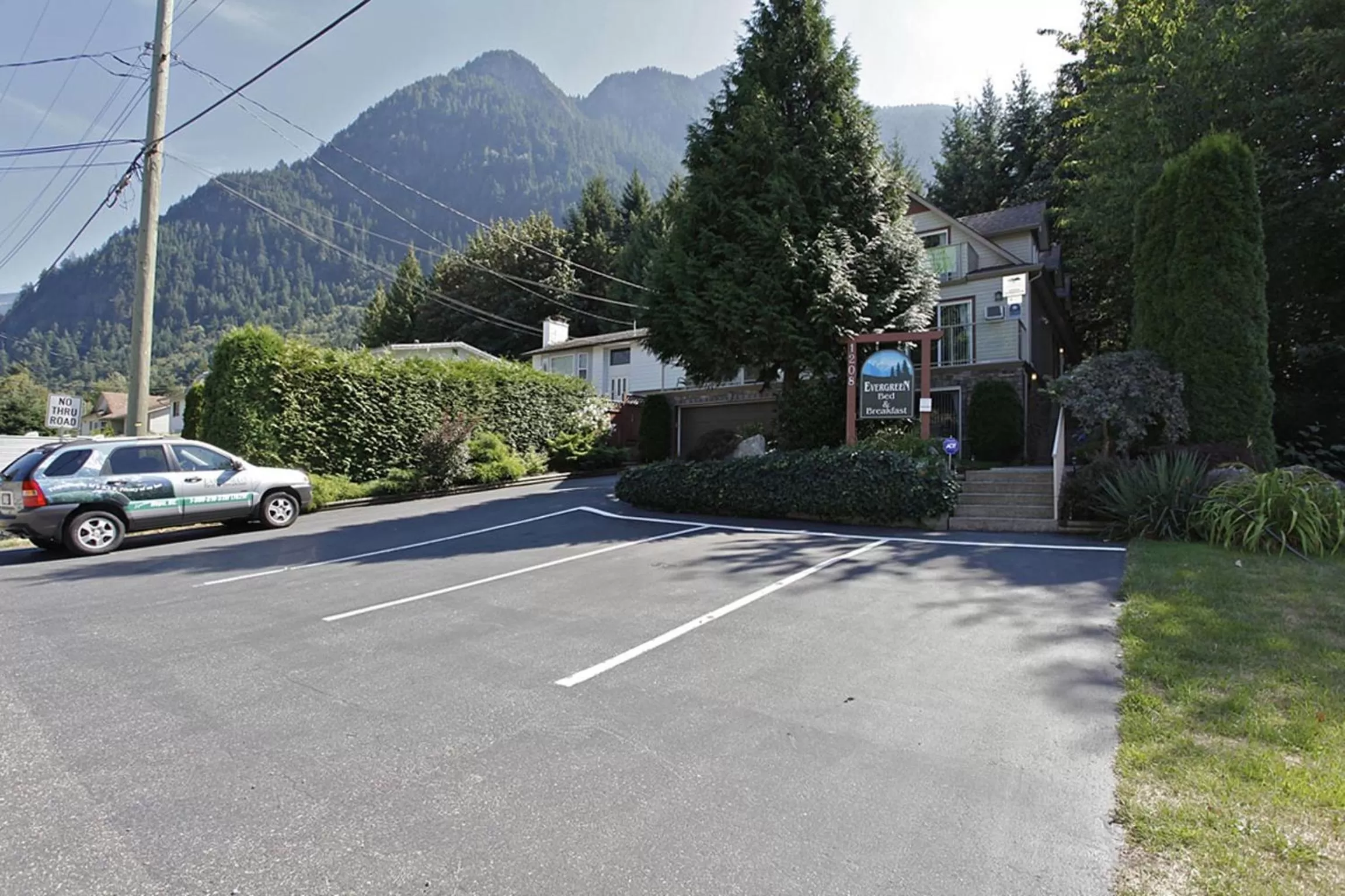 Facade/entrance in Evergreen Bed & Breakfast