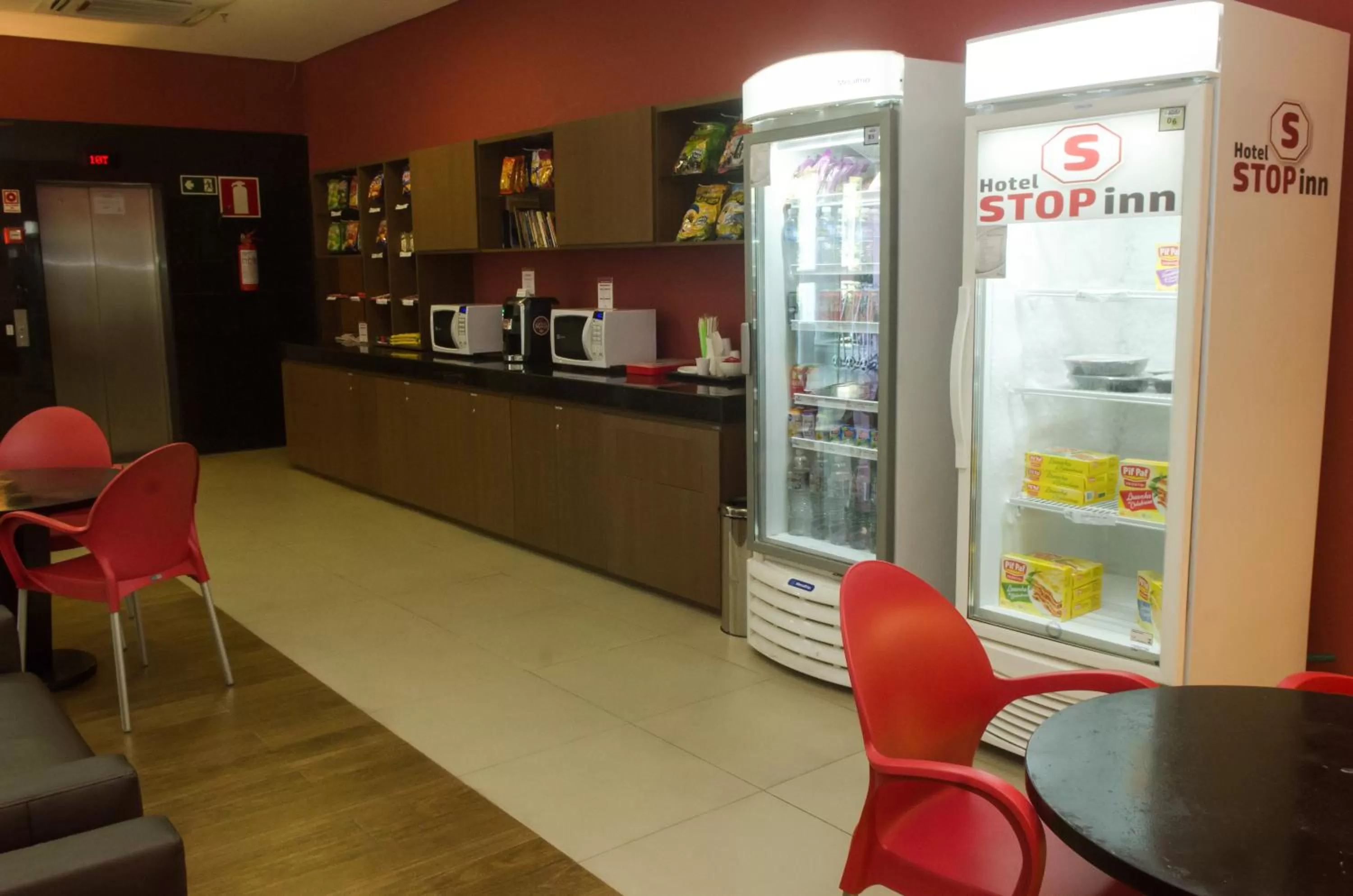 Lounge or bar in Stop Inn Antonio Carlos