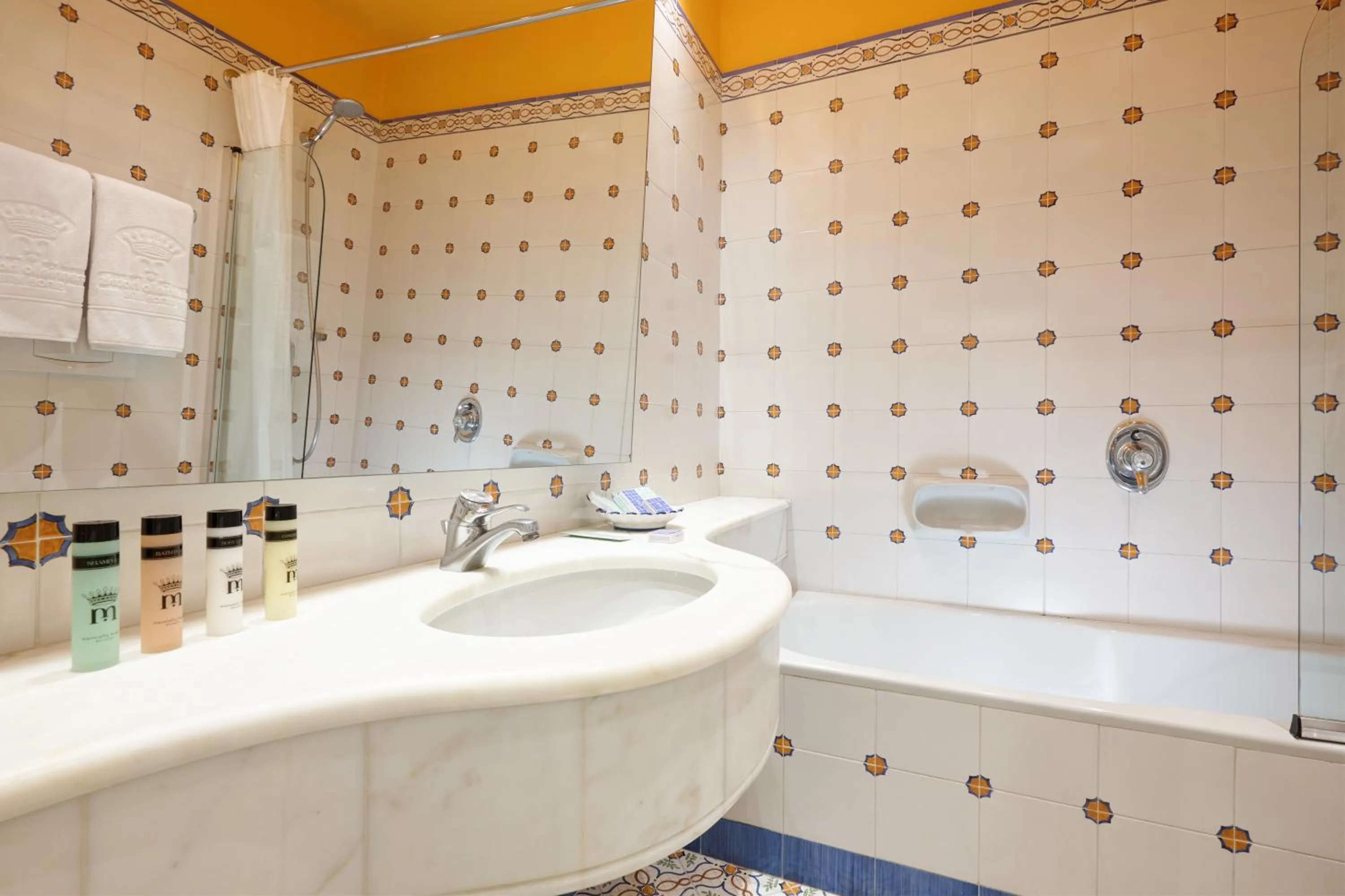 Bathroom in Grand Hotel de la Ville