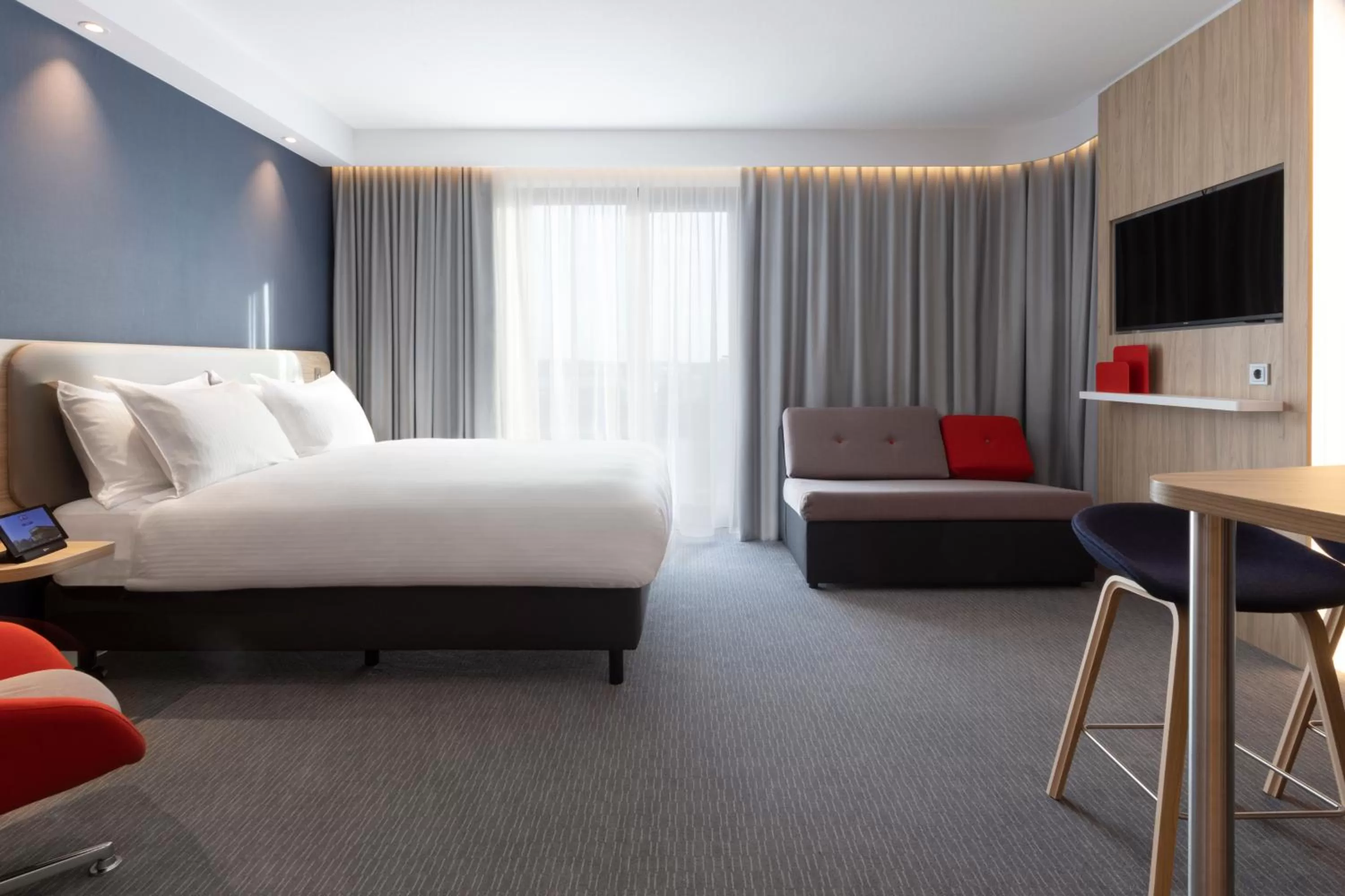 Bedroom, Bed in Holiday Inn Express & Suites - Deventer by IHG