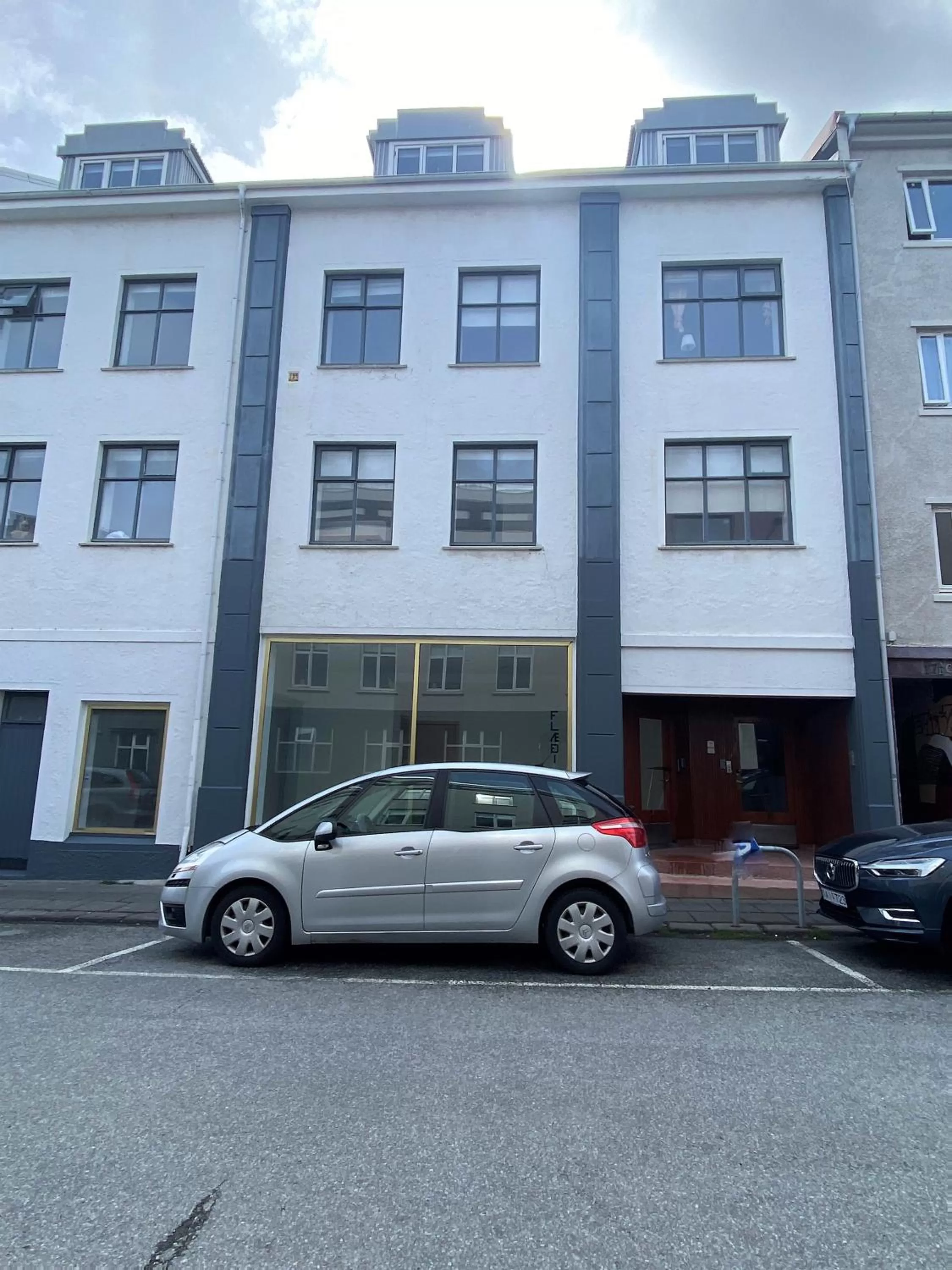 Property building in Day Dream Vesturgata 17 Reykjavik