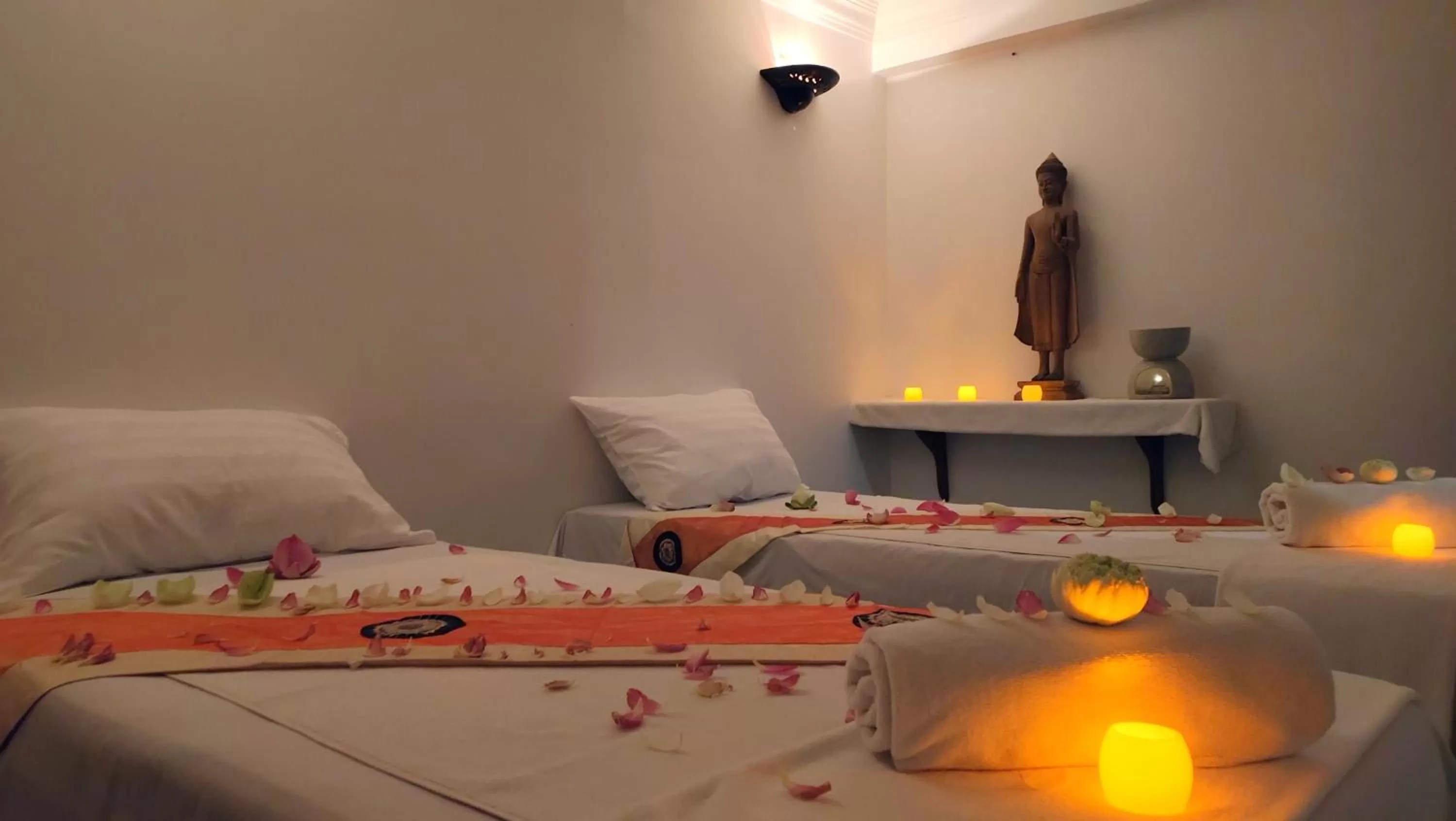 Massage, Bed in La Villa du Bonheur