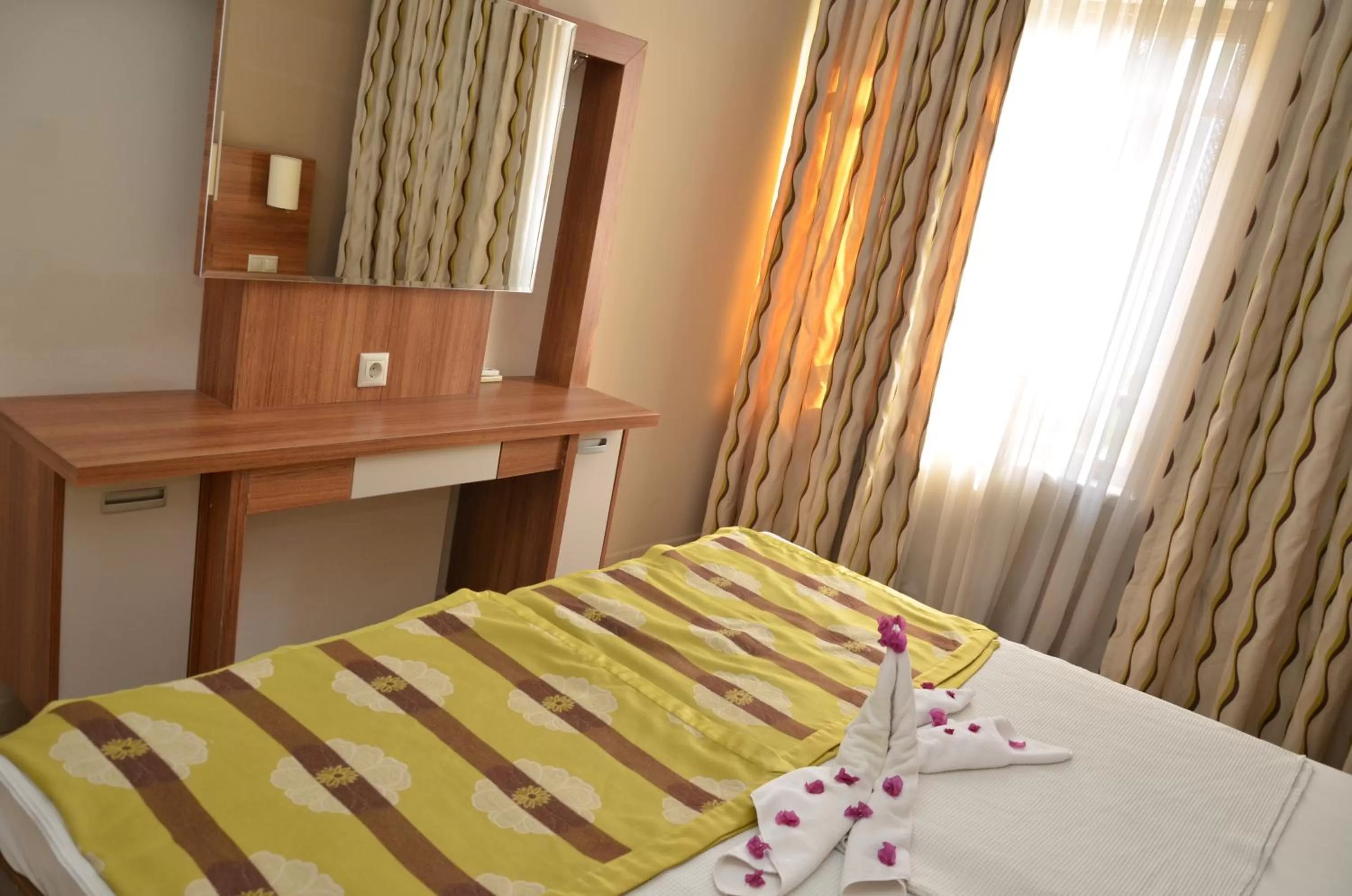 Bedroom, Bed in Melissa Moment Apart