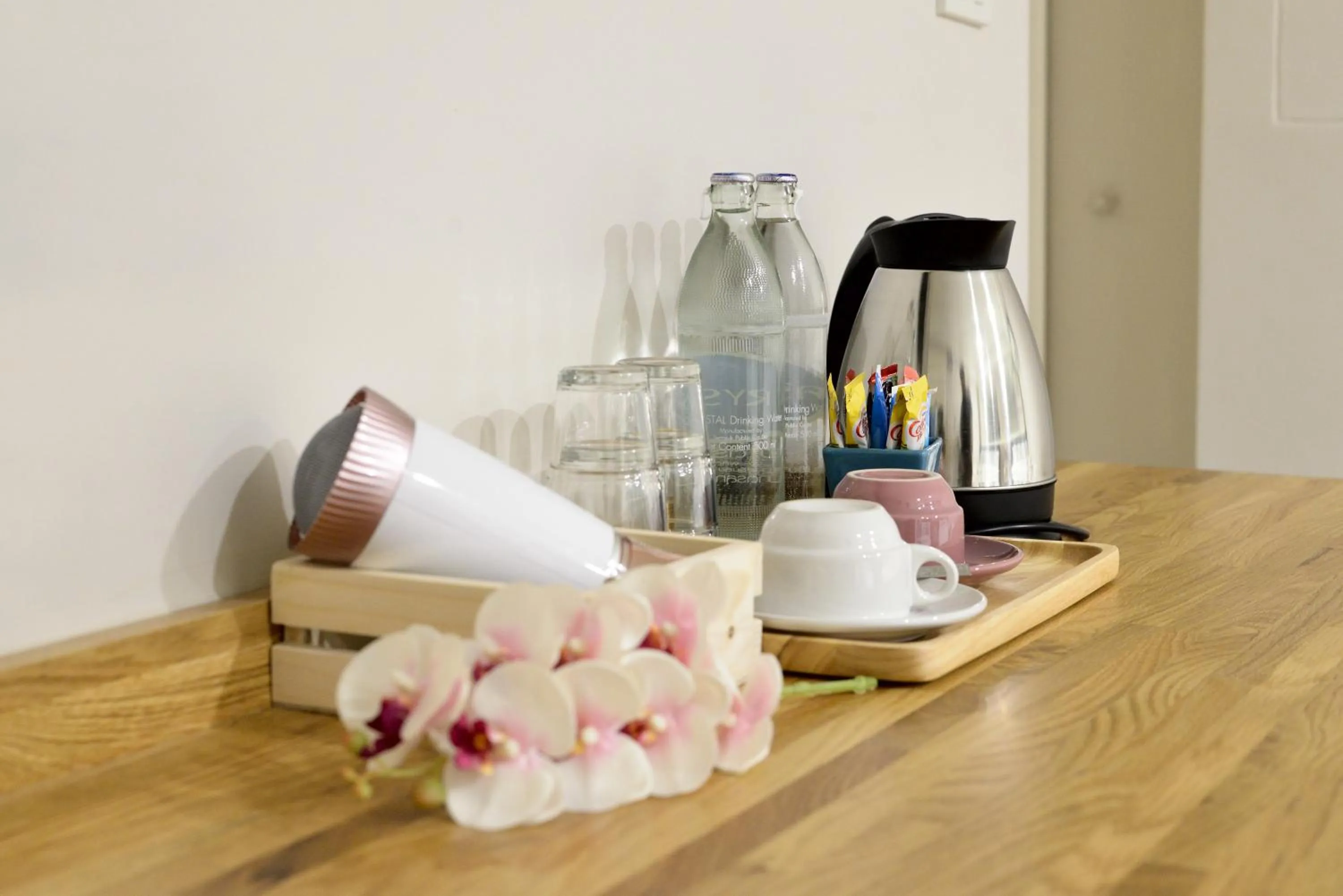 Coffee/tea facilities in De Lavender Bangkok Hotel