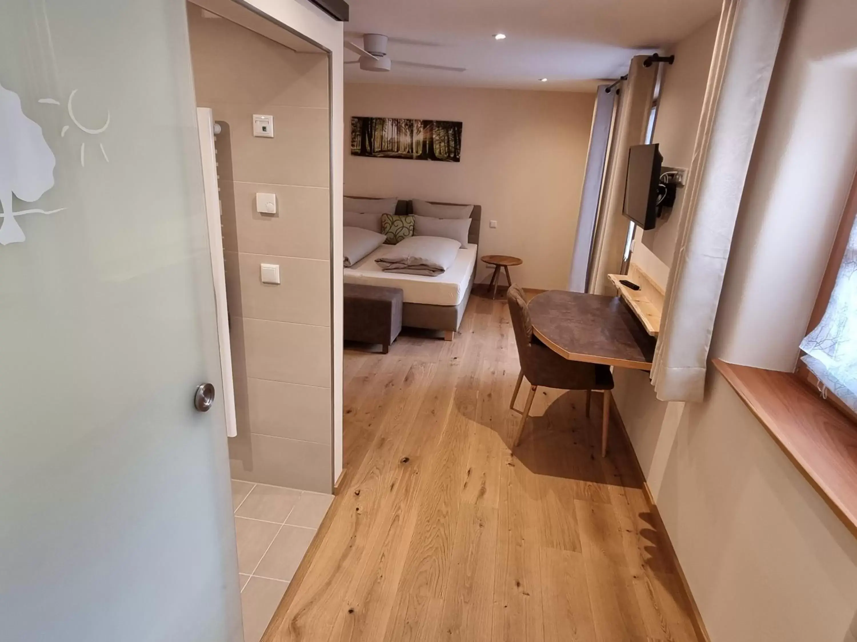 Double Room - Disability Access in Landhotel Großeiberhof Double Room - Disability Access in Landhotel Großeiberhof