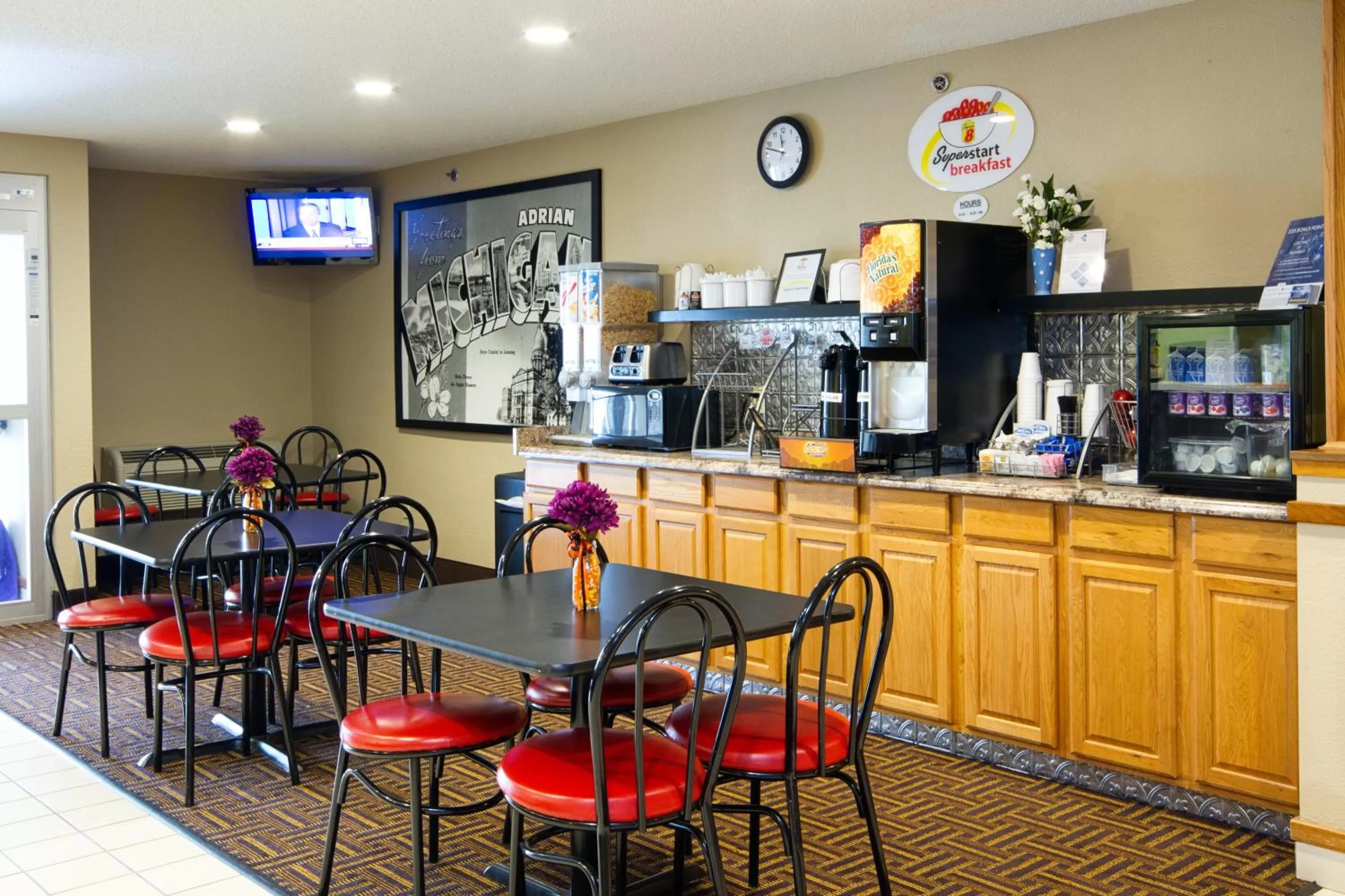 Continental breakfast in Super 8 by Wyndham Adrian