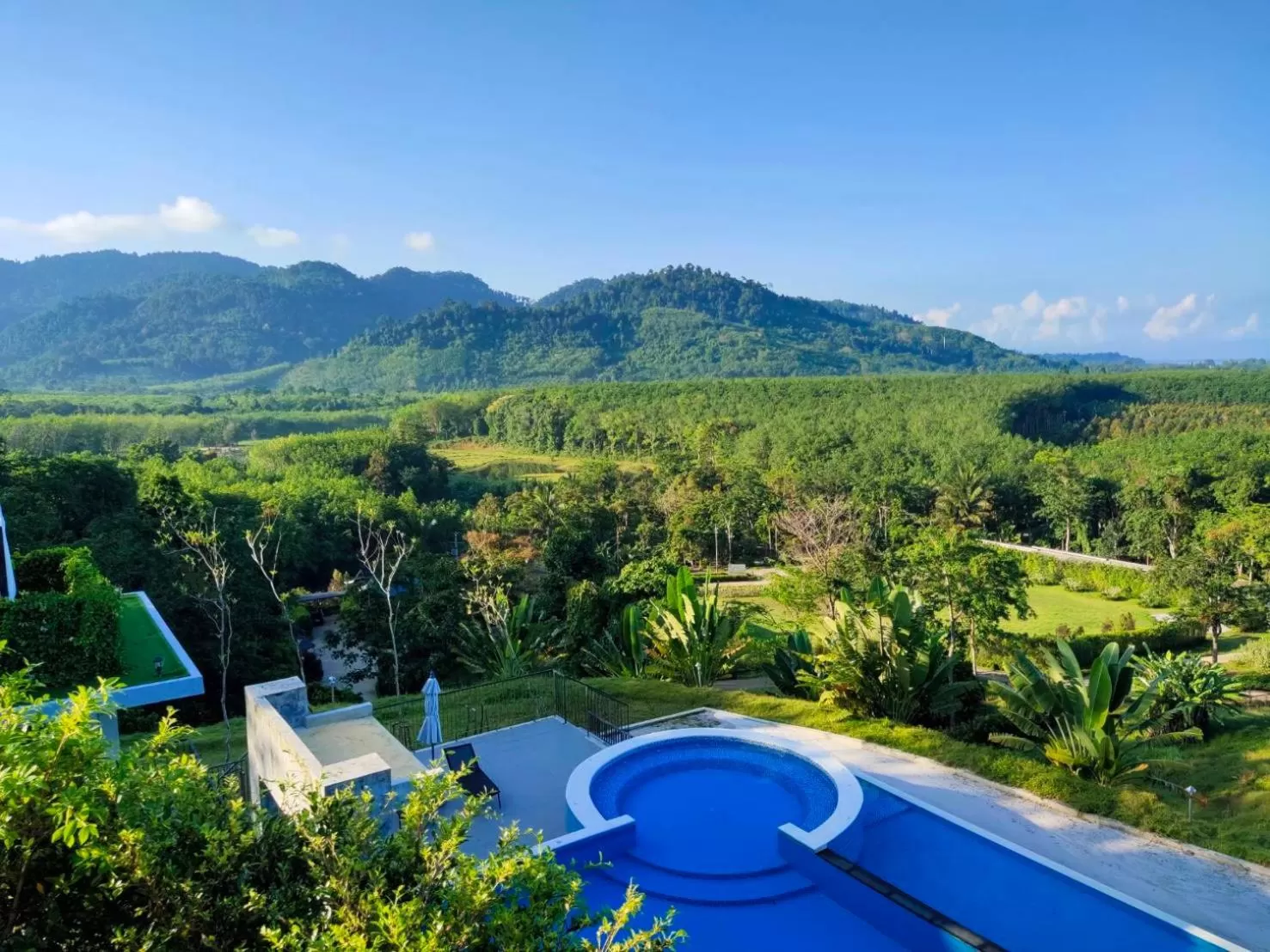 Khaolak Blue Sky Villa