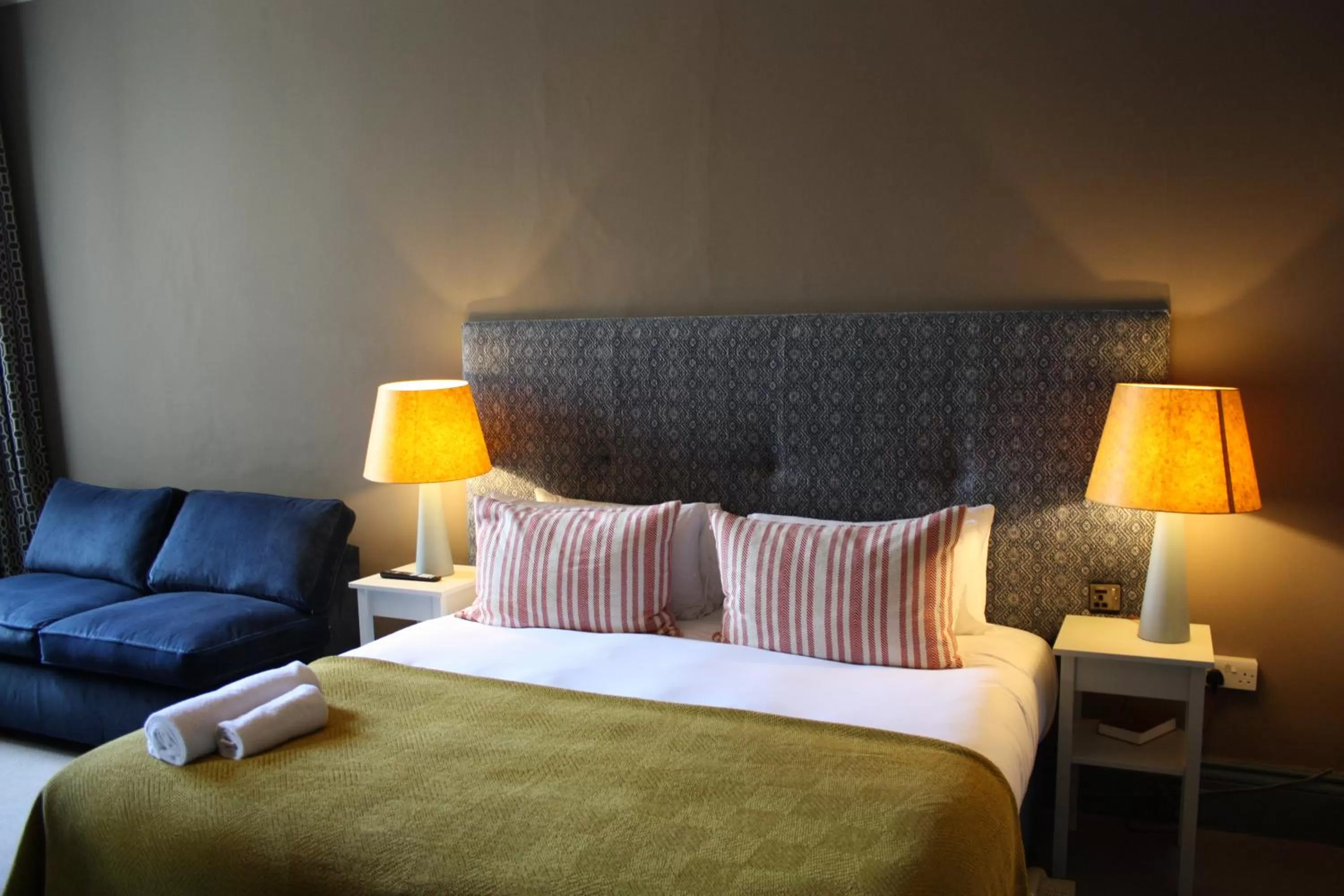 Bed in The Green Dragon Hotel