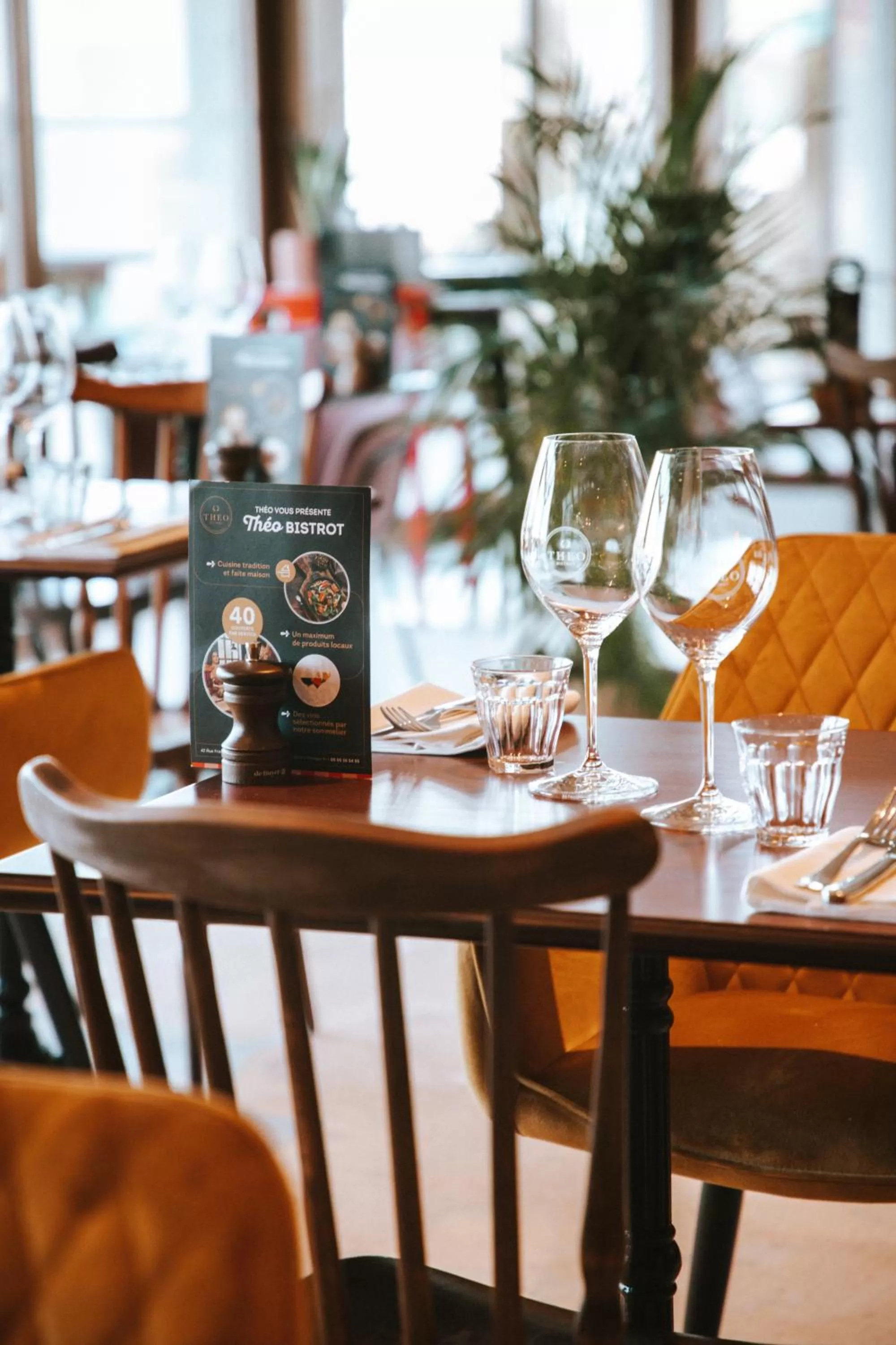 Restaurant/places to eat in Théo Hôtel Limoges, The Originals City