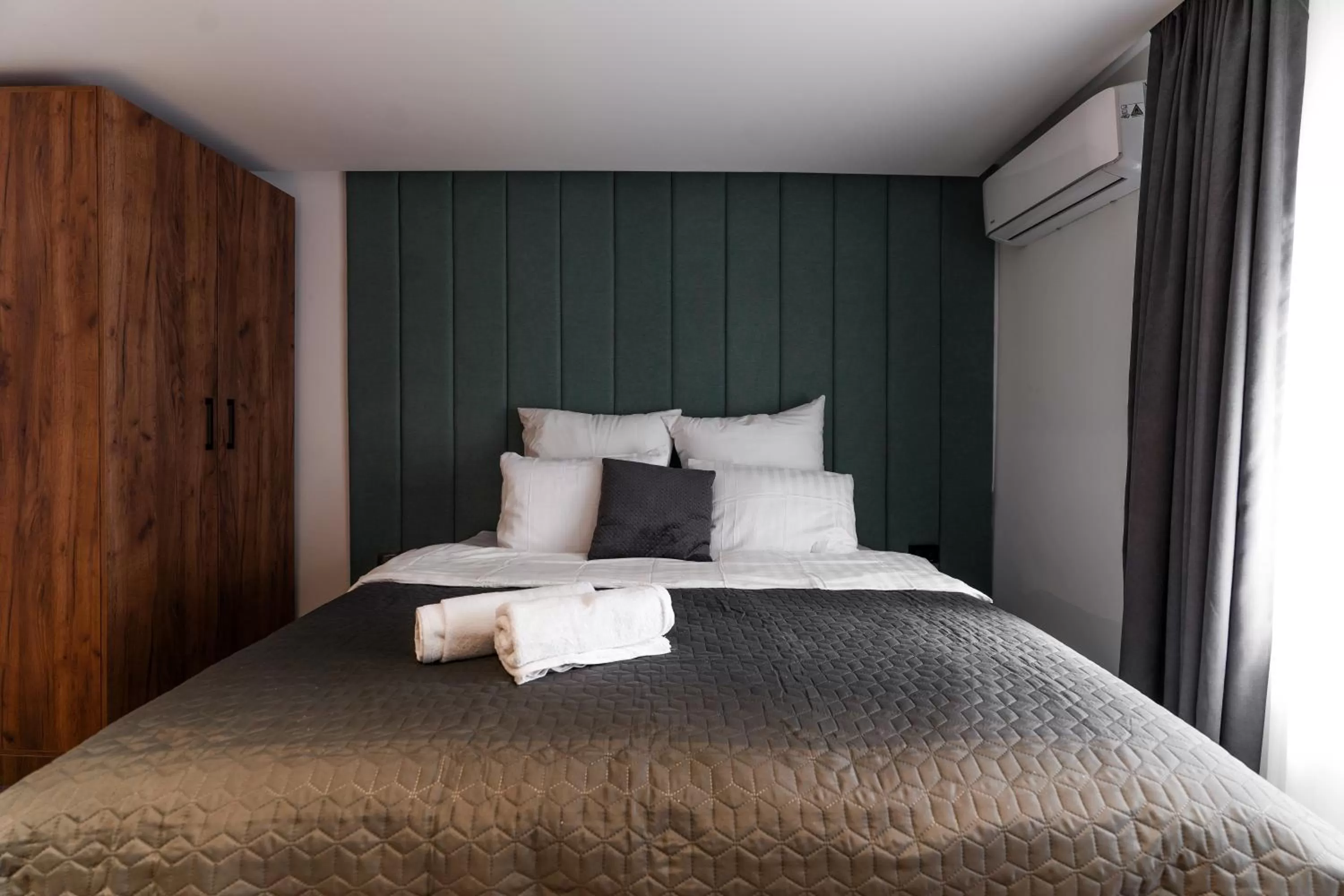 Bed in The White Tree