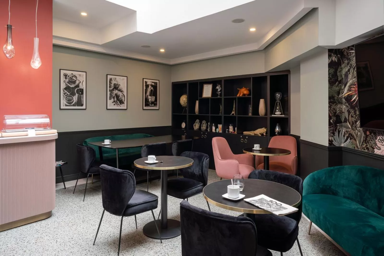 Breakfast in Hôtel 31 - Paris Tour Eiffel