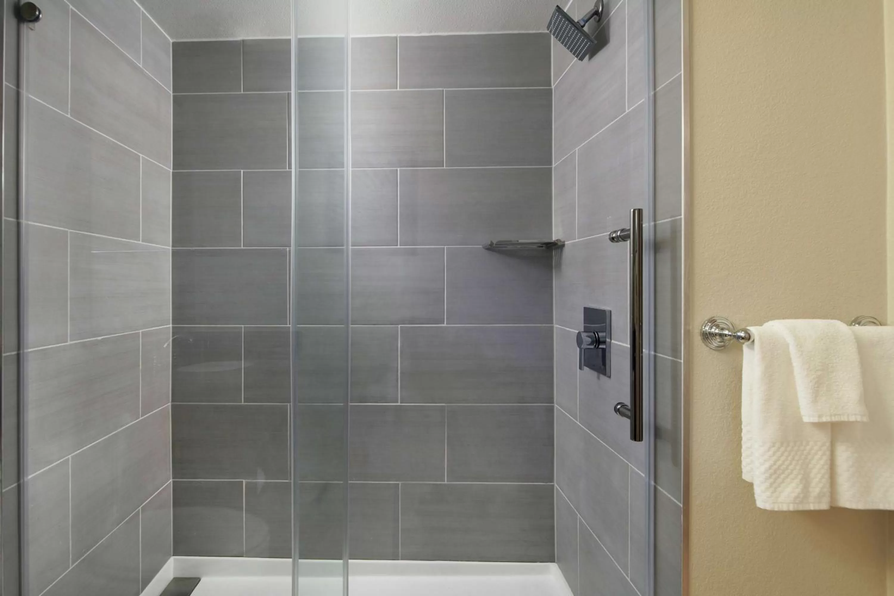 Bathroom in Hilton Anchorage