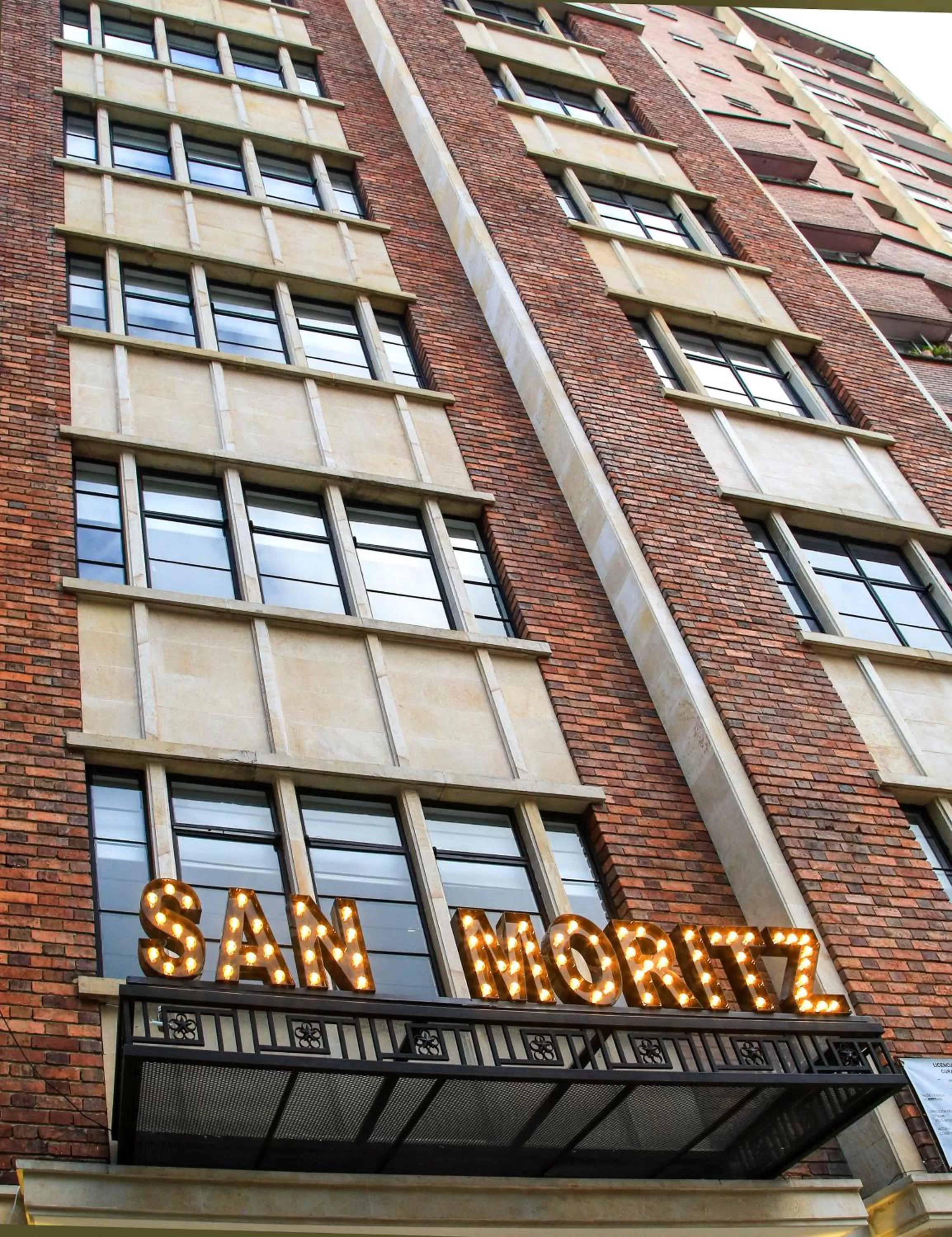 Facade/entrance in Hotel Museo San Moritz