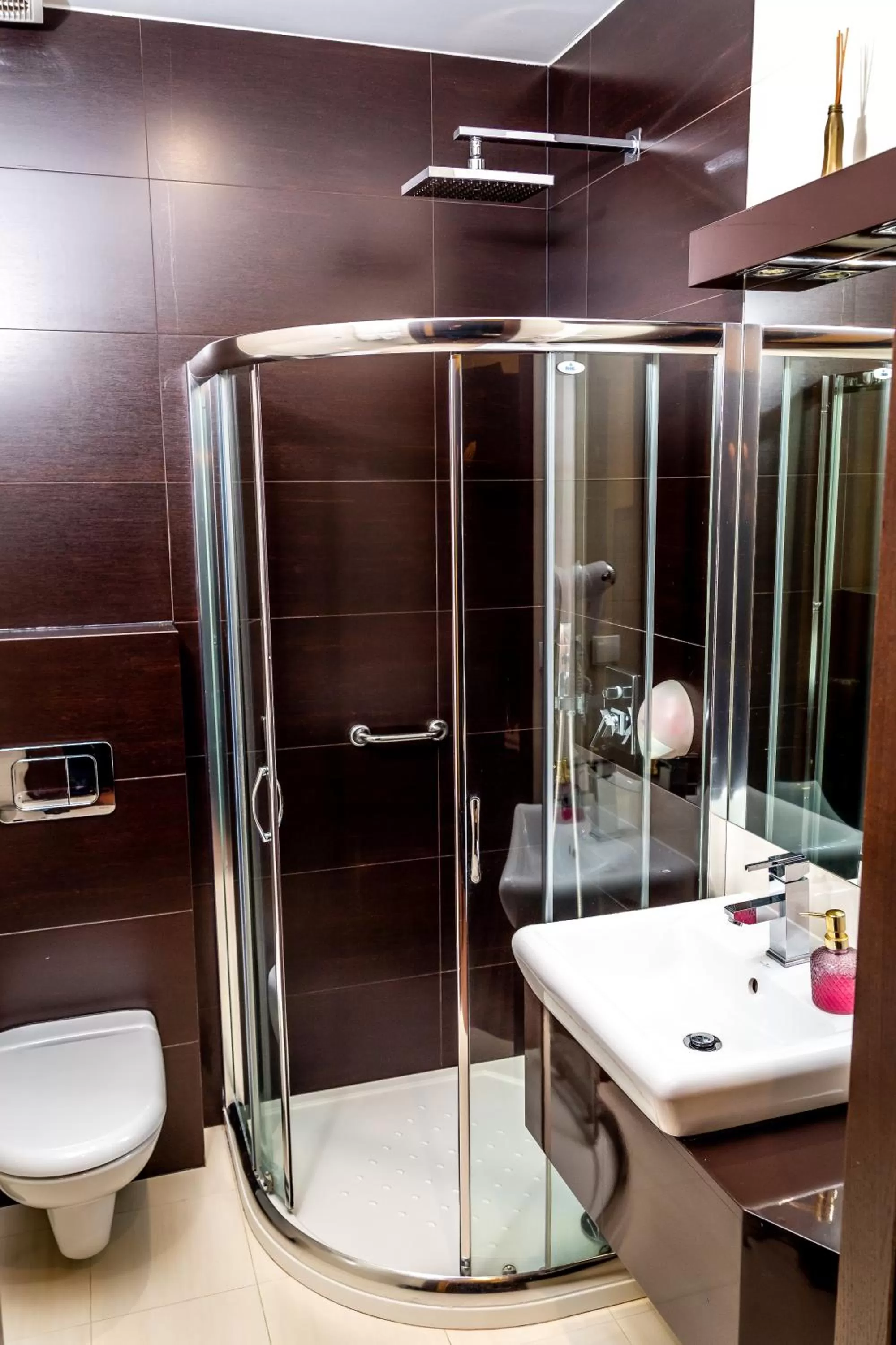 Shower, Bathroom in Dworek