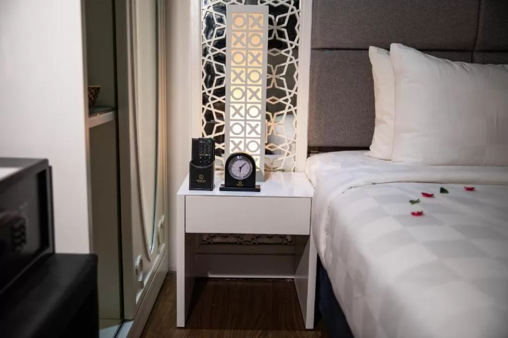 Decorative detail, Bed in Victor Metropolis Hanoi Hotel & Rooftop Bar