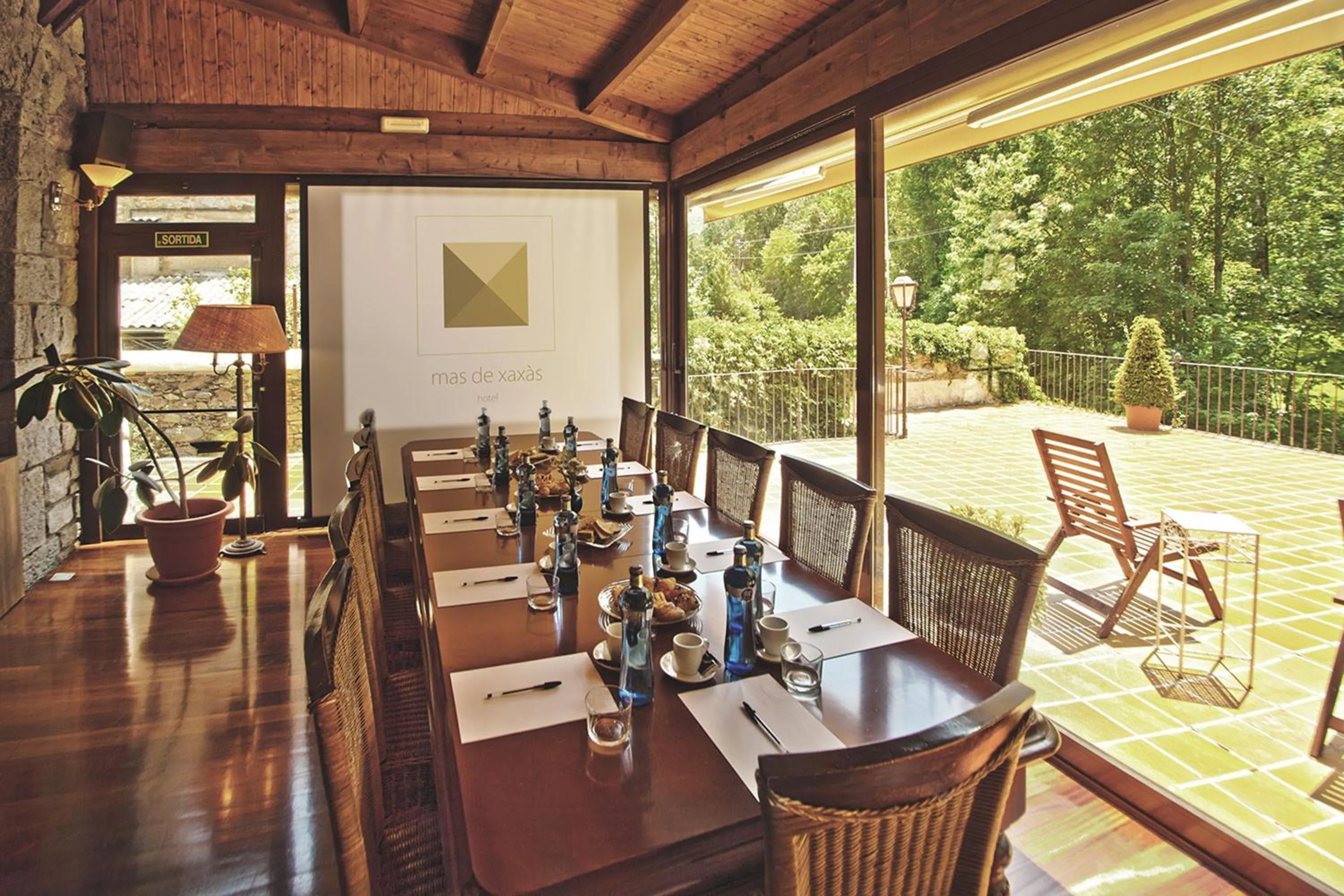 Restaurant/places to eat in Hotel Mas de Xaxas