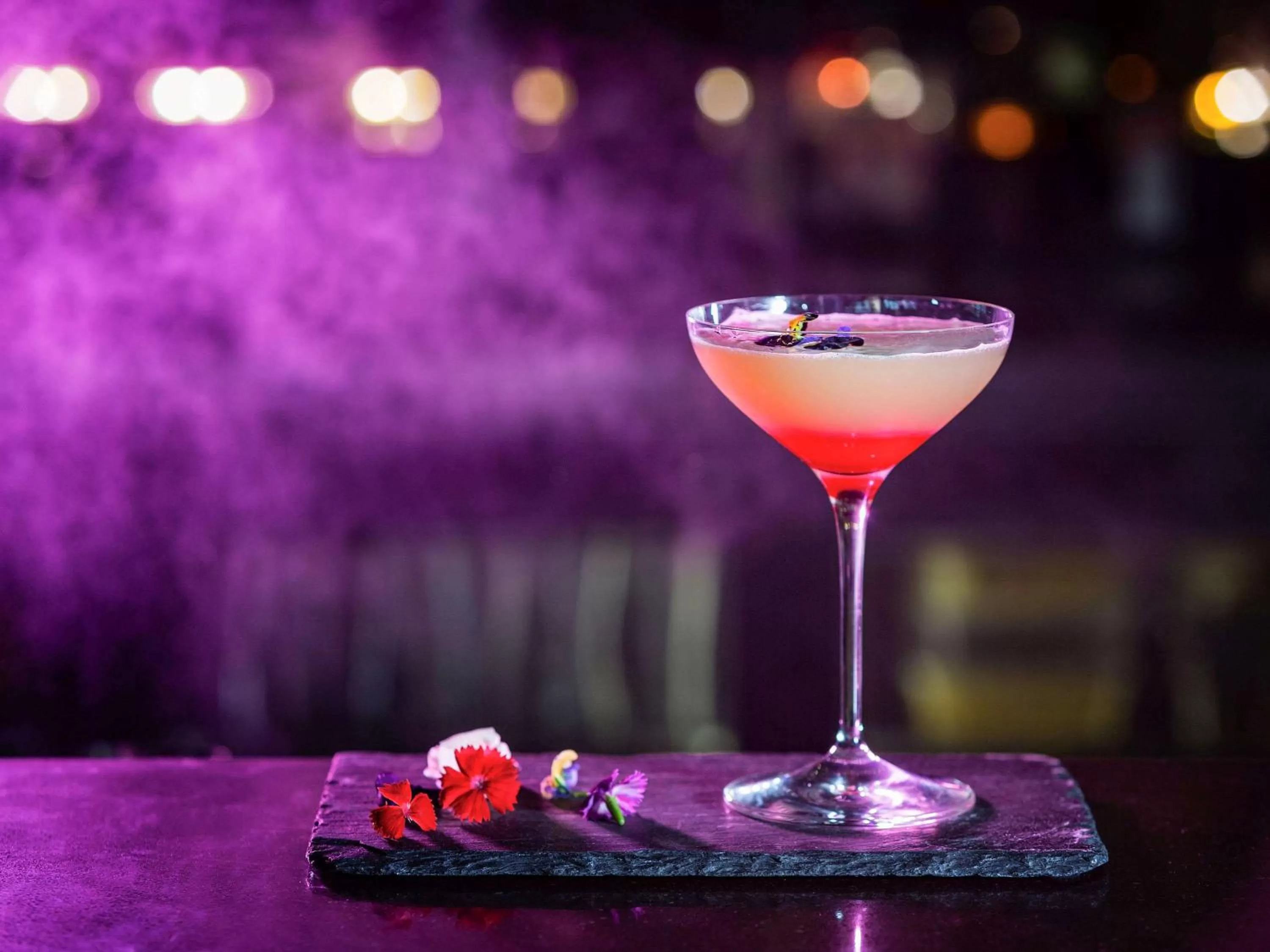 Lounge or bar in Pullman Sydney Olympic Park