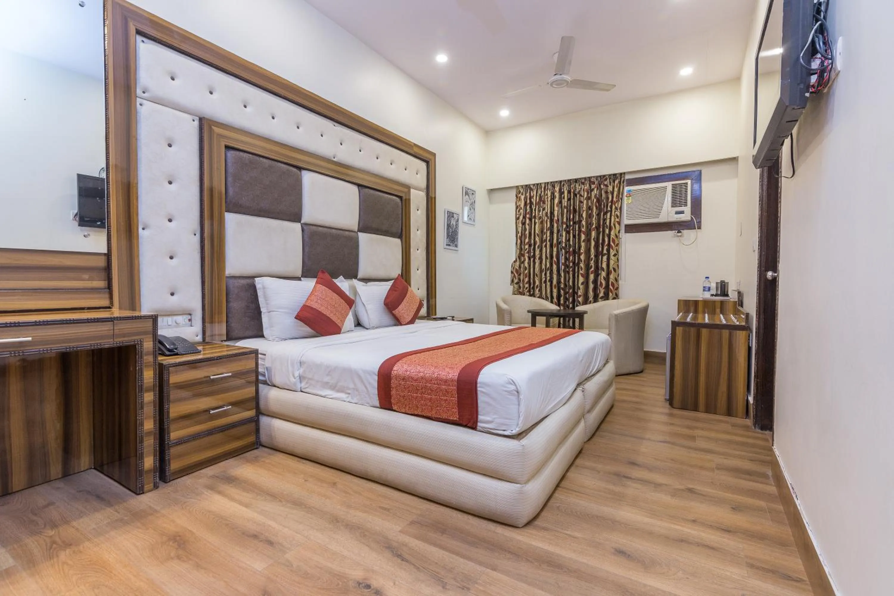 Photo of the whole room in Rupam Hotel