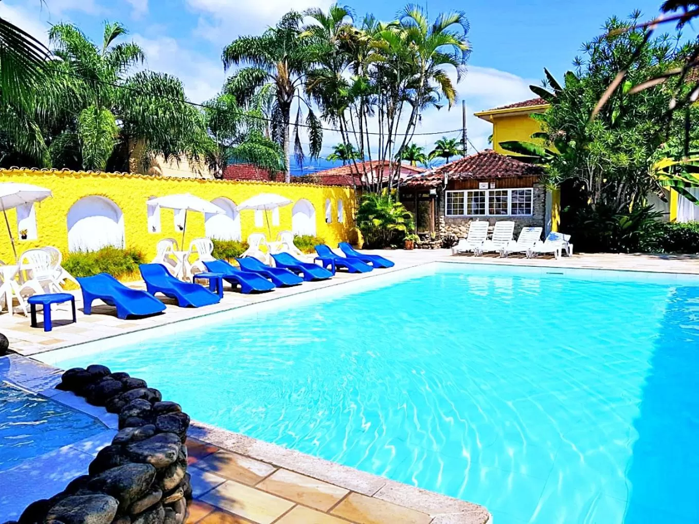 Swimming Pool in Pousada Estrela de Paraty