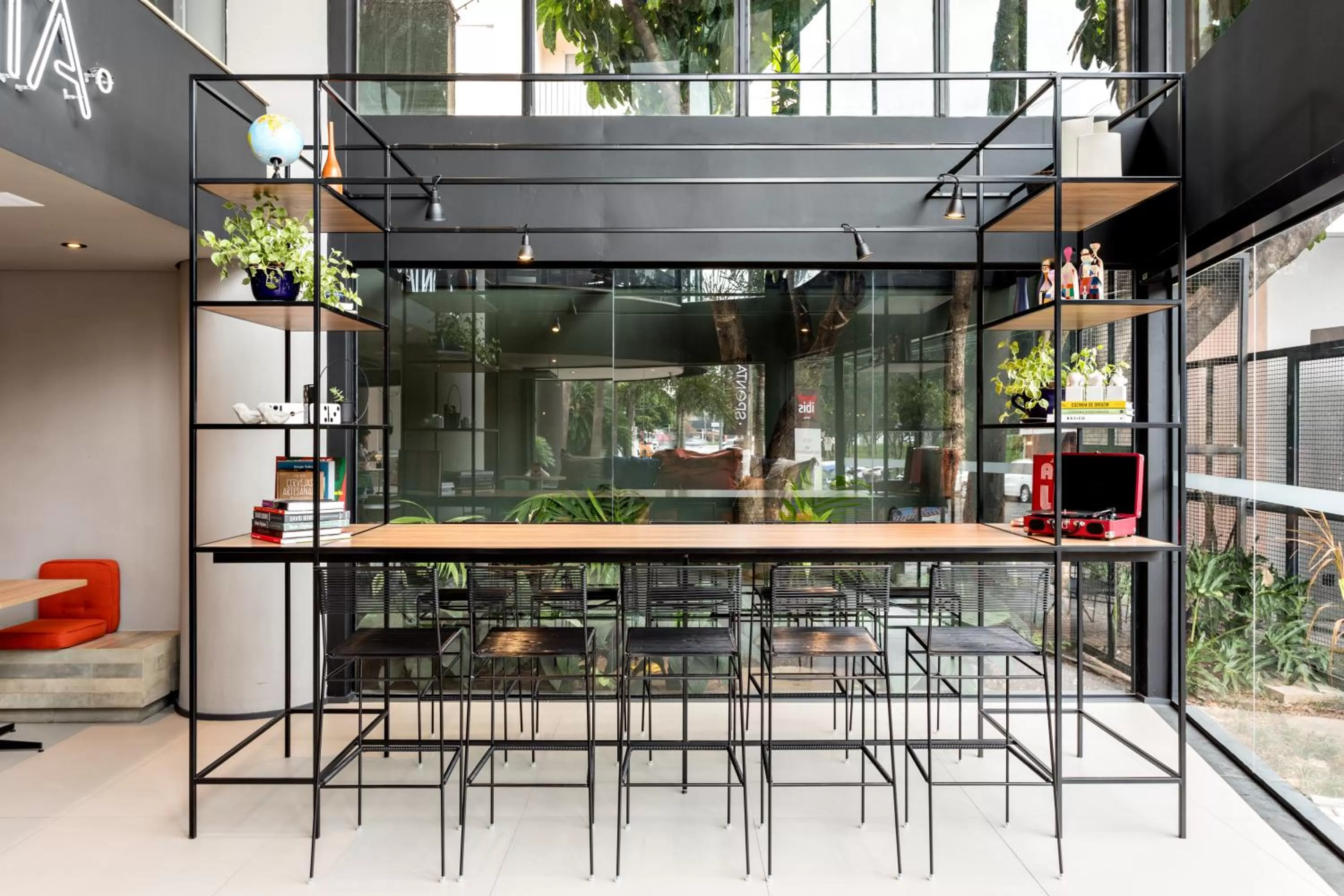 Lounge or bar in ibis Sao Paulo Barra Funda