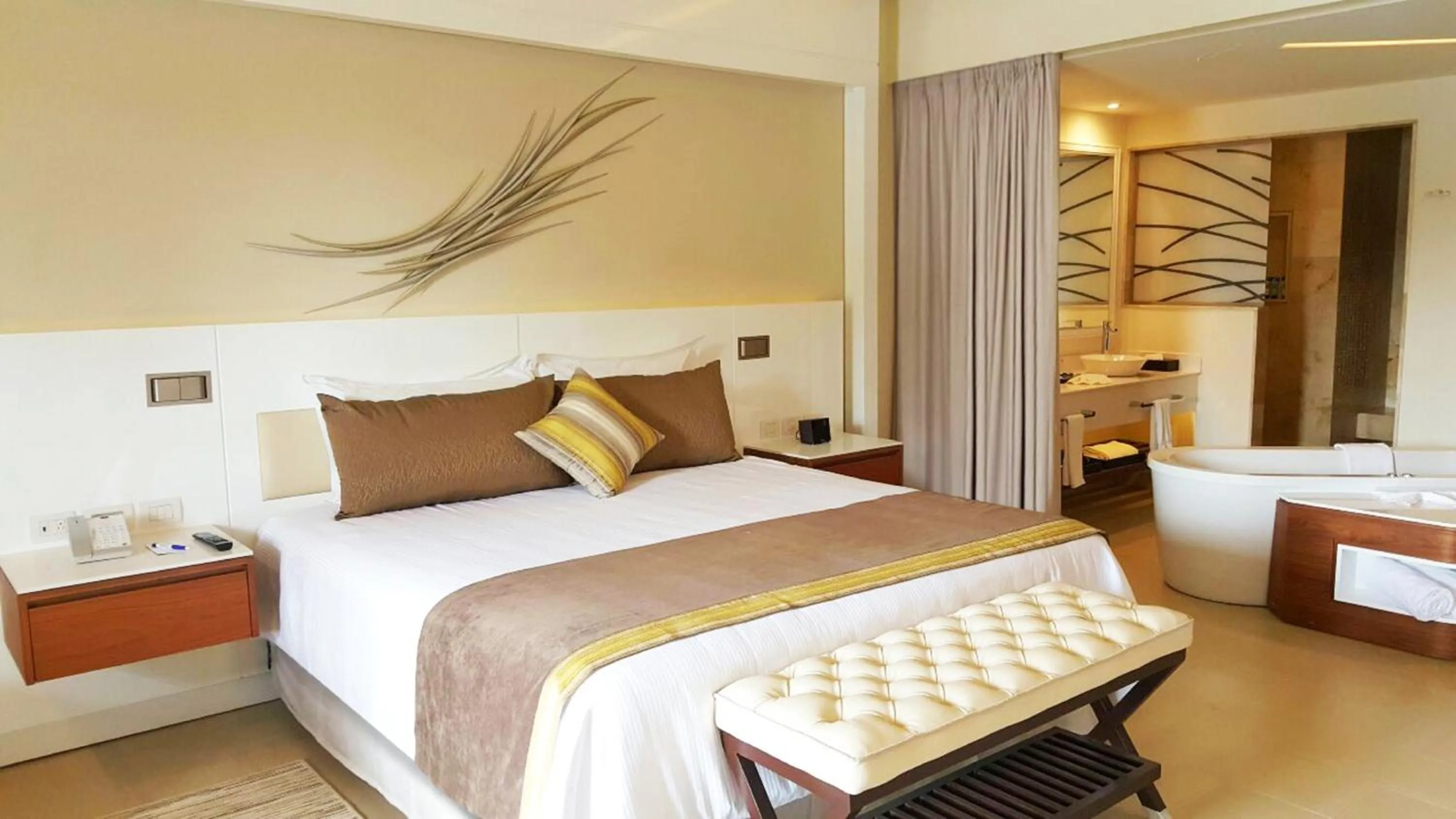 Bedroom, Bed in Royalton Saint Lucia, An Autograph Collection All-Inclusive Resort